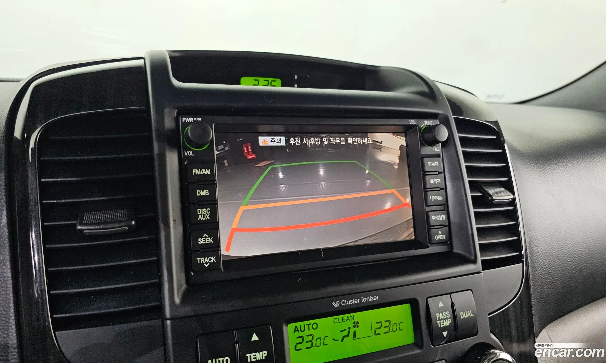 Kia Carnival R 2014 — 5