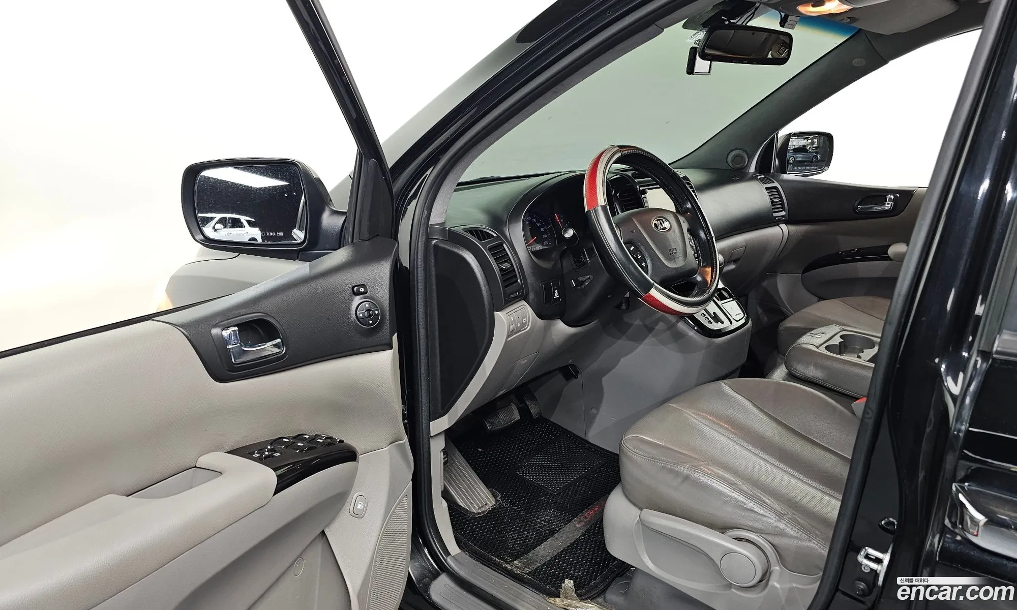 Kia Carnival R 2014 — 15