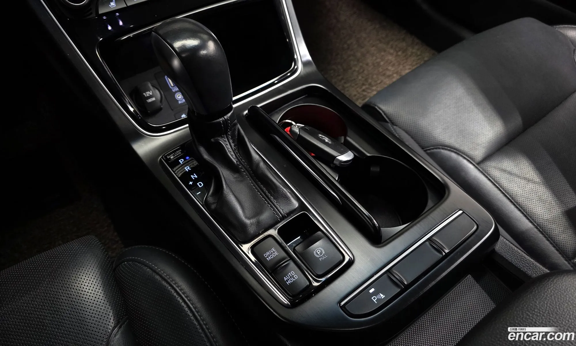 Hyundai Grandeur IG 2017 — 19