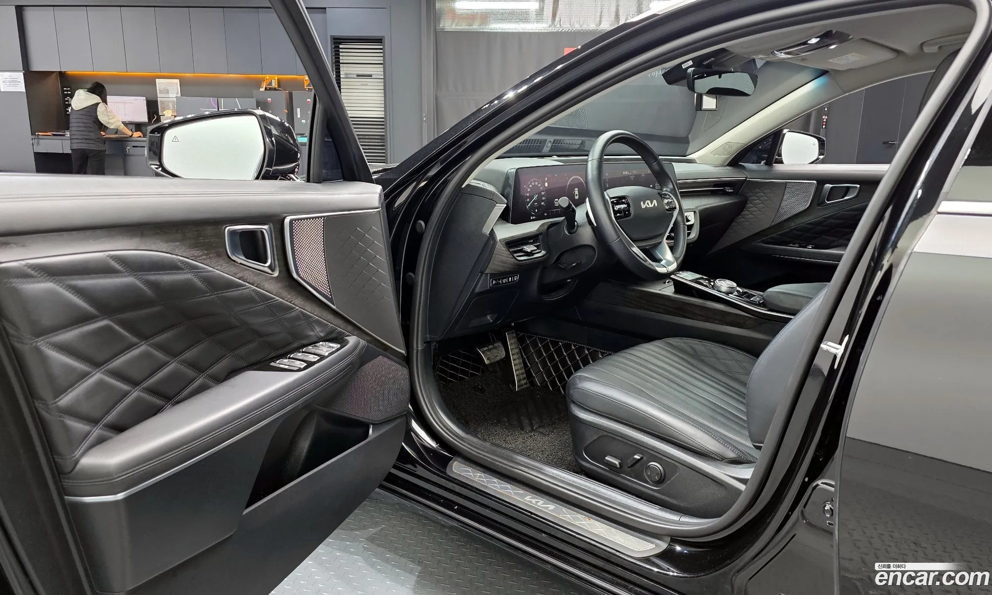 Kia K8 Hybrid 2022 — 9