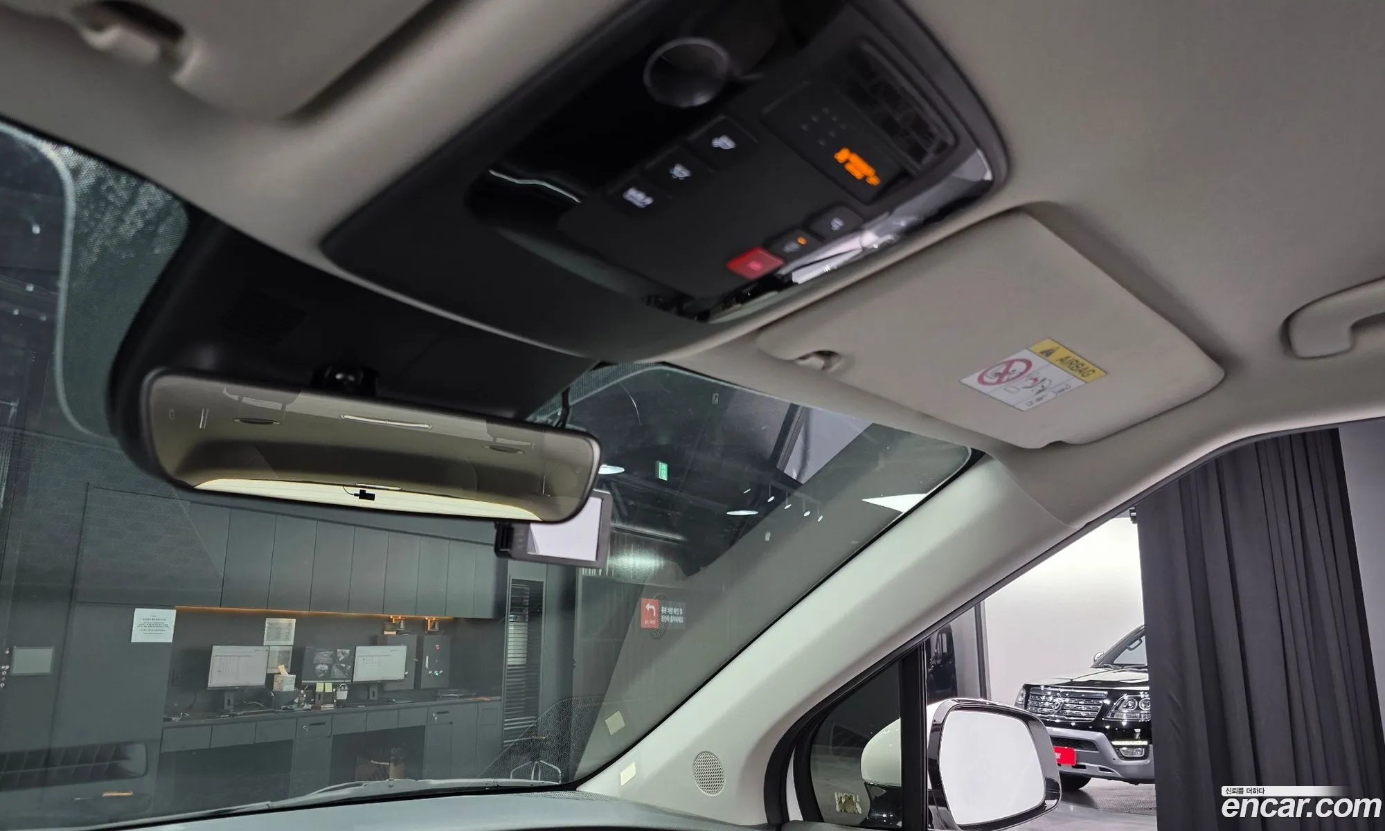 Kia Carnival 2024 — 2