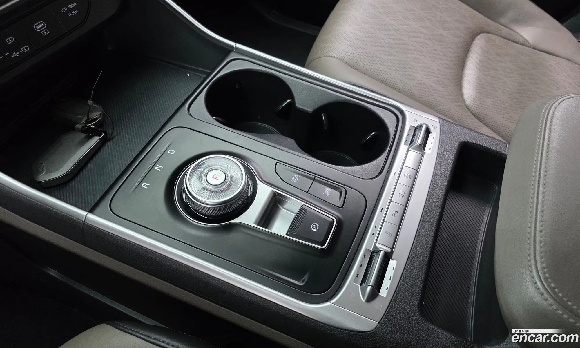Kia Carnival 2024 — 9