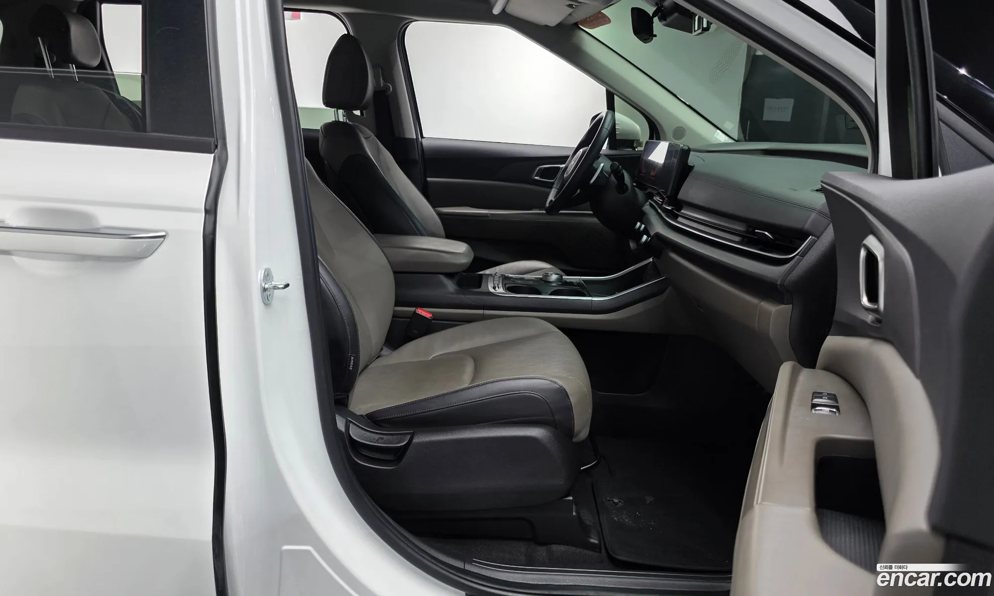 Kia Carnival 2024 — 10