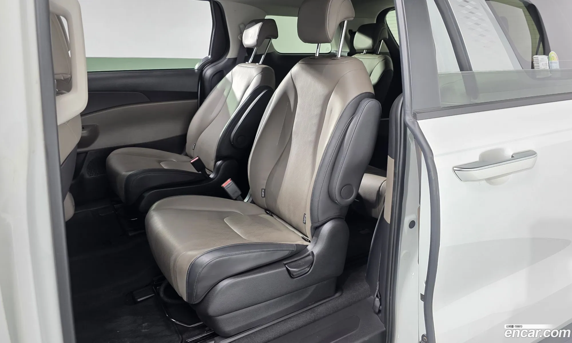 Kia Carnival 2024 — 5