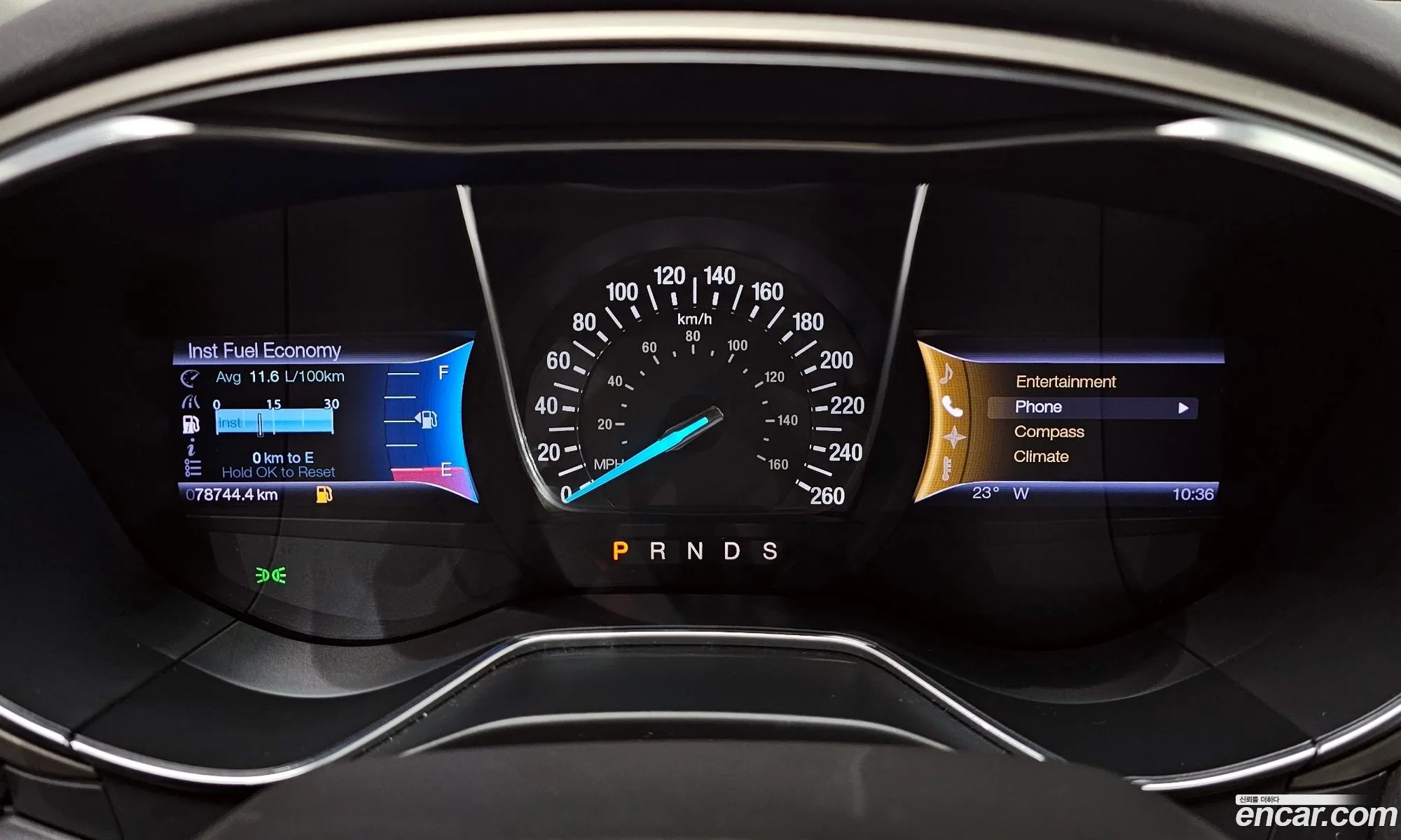 Ford Fusion 2013 — 17