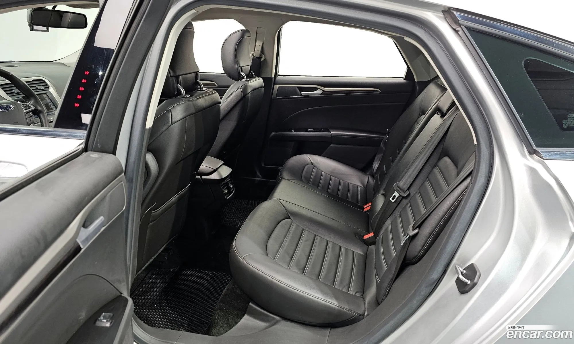 Ford Fusion 2013 — 14