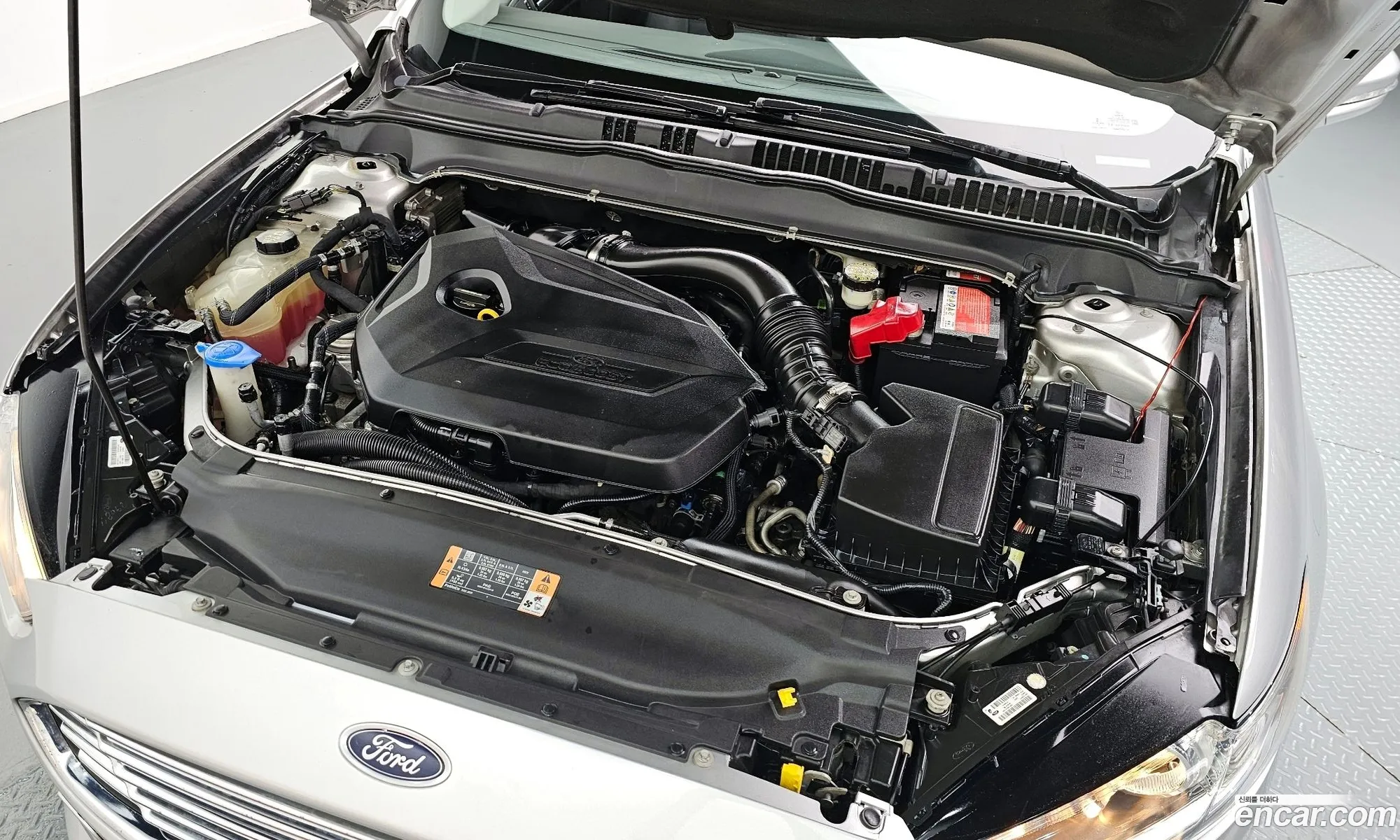 Ford Fusion 2013 — 16