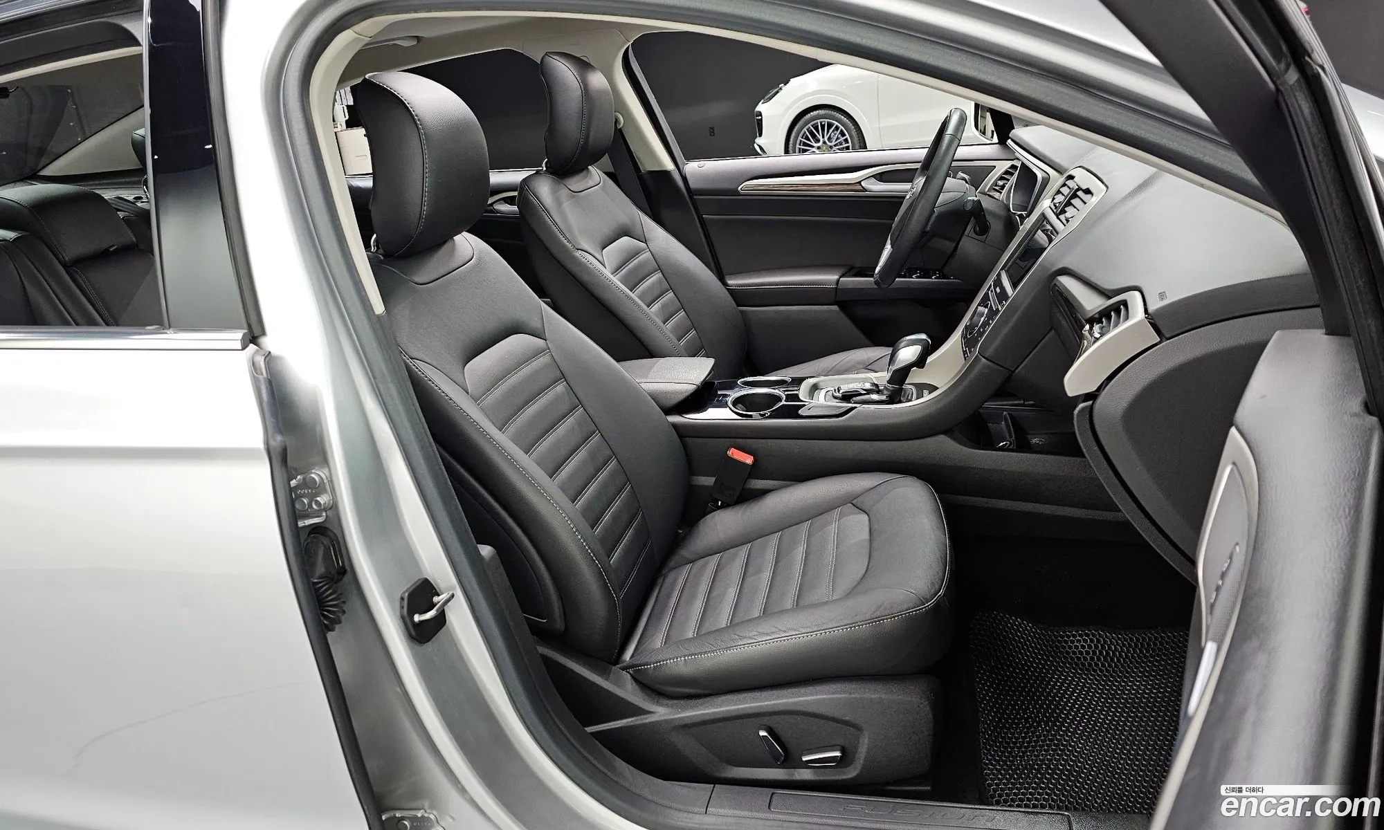 Ford Fusion 2013 — 9