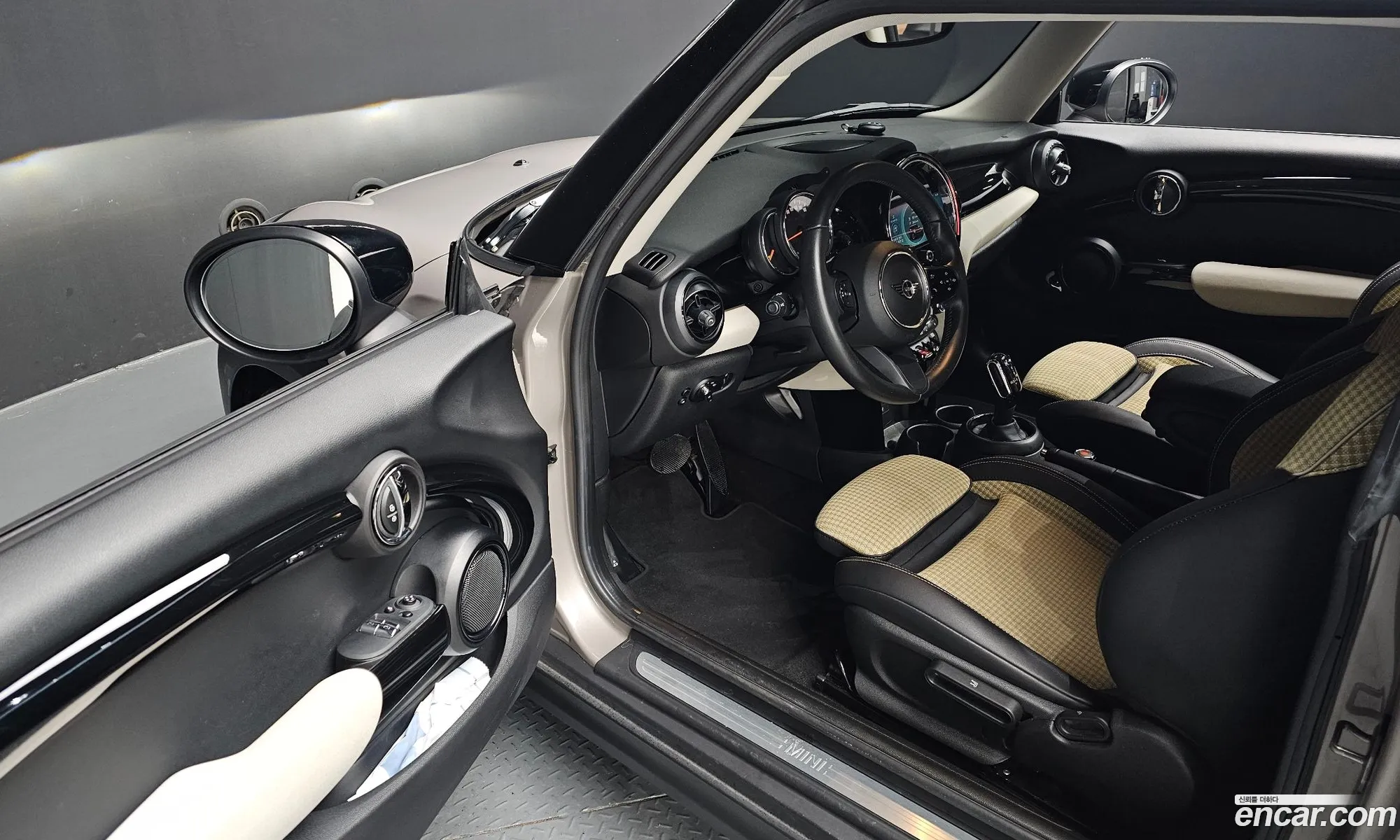 Mini Cooper 2021 WMW41DH04N2P97825 — 12