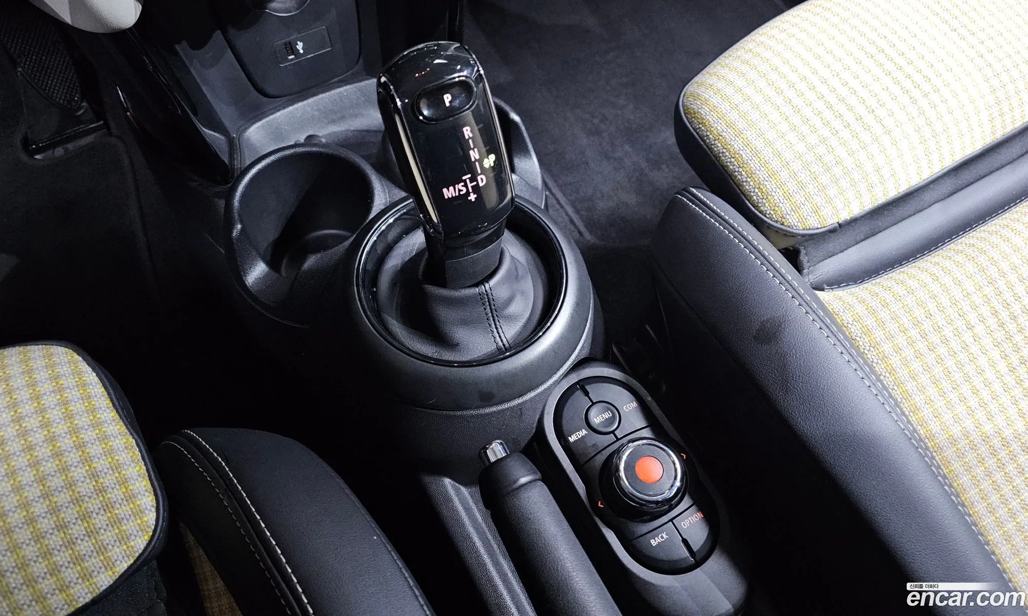 Mini Cooper 2021 WMW41DH04N2P97825 — 19