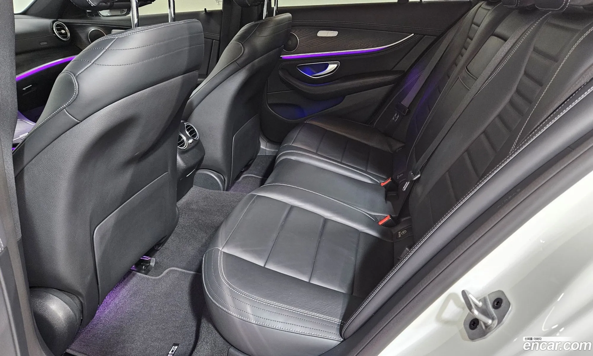 Mercedes-Benz E-Class W213 2021 — 12