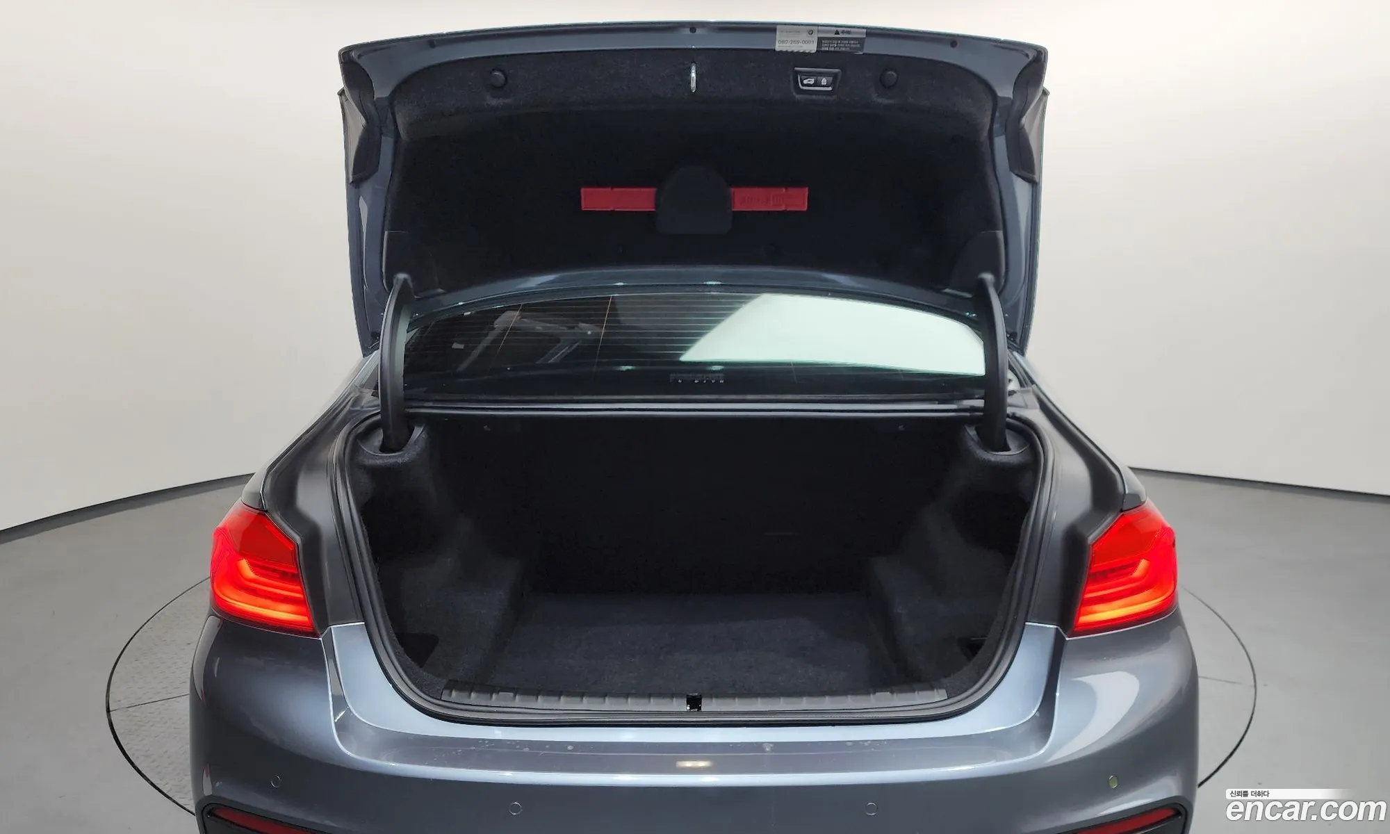 BMW 5 Series 2019 WBAJF3109KBJ09337 — 6