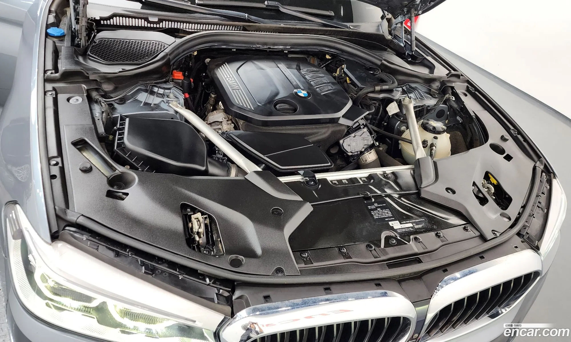 BMW 5 Series 2019 WBAJF3109KBJ09337 — 9