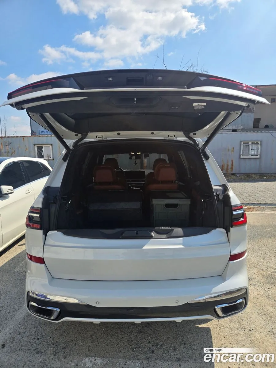 BMW X7 2025 — 13