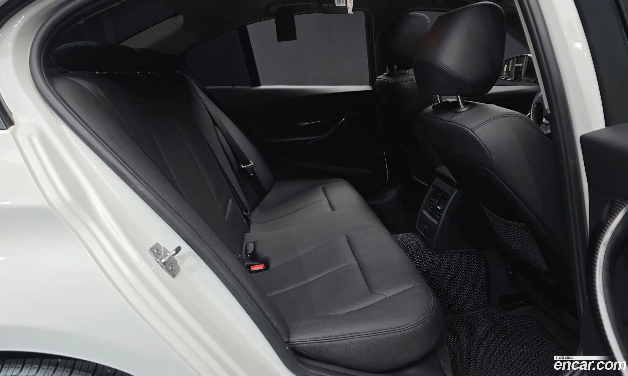 BMW 3 Series 2013 WBA3D3103DF892892 — 19