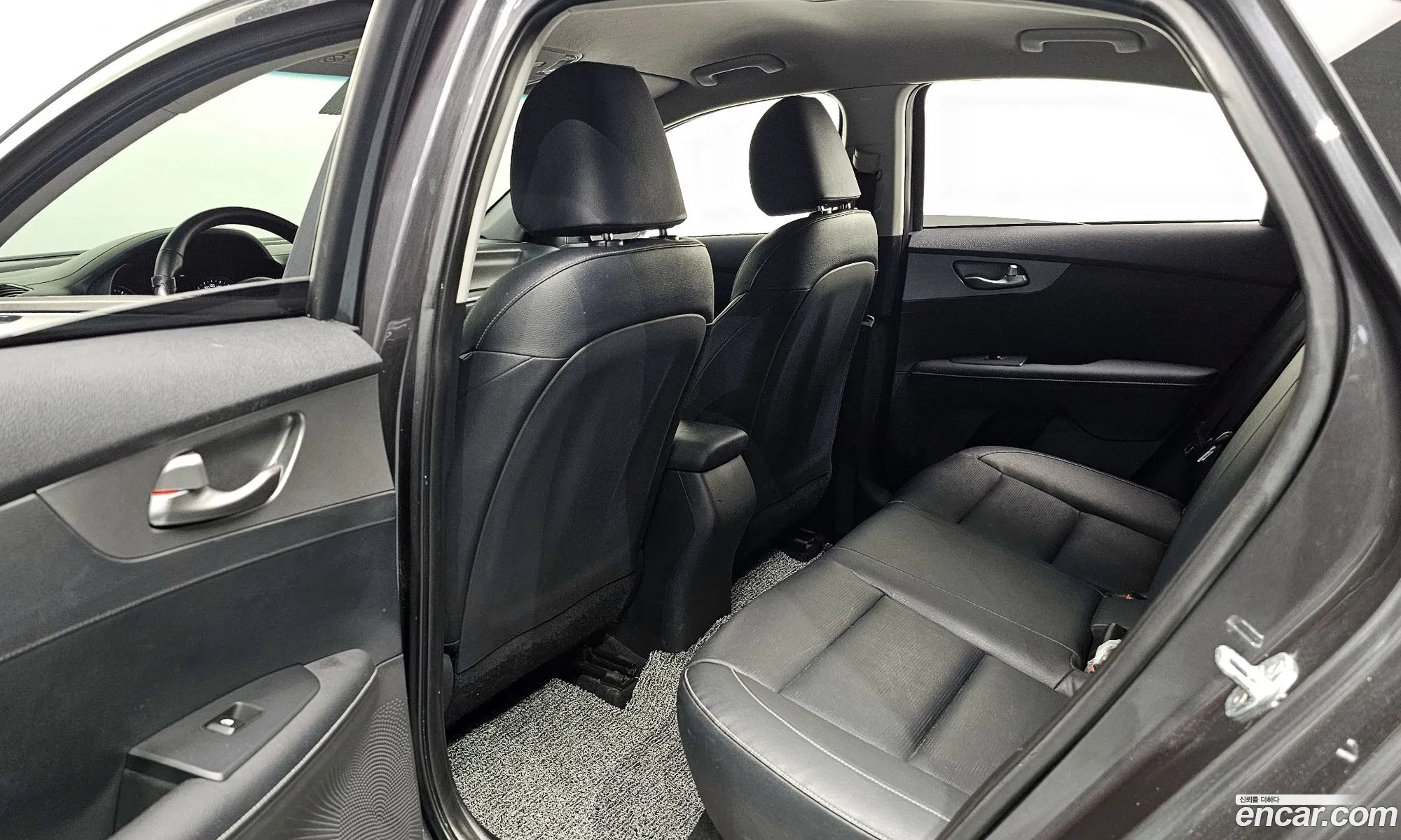 Kia K3 2019 — 11