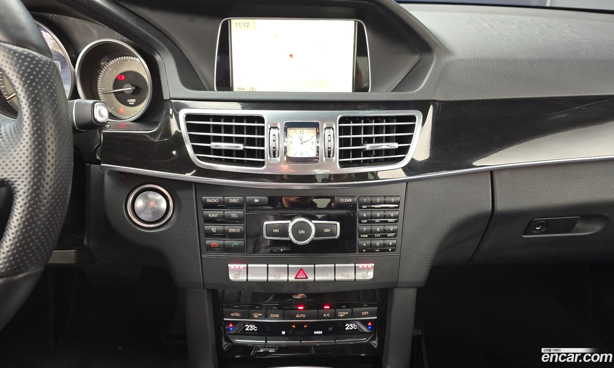 Mercedes-Benz E-Class W212 2013 WDDHF8CB4EA900789 — 16