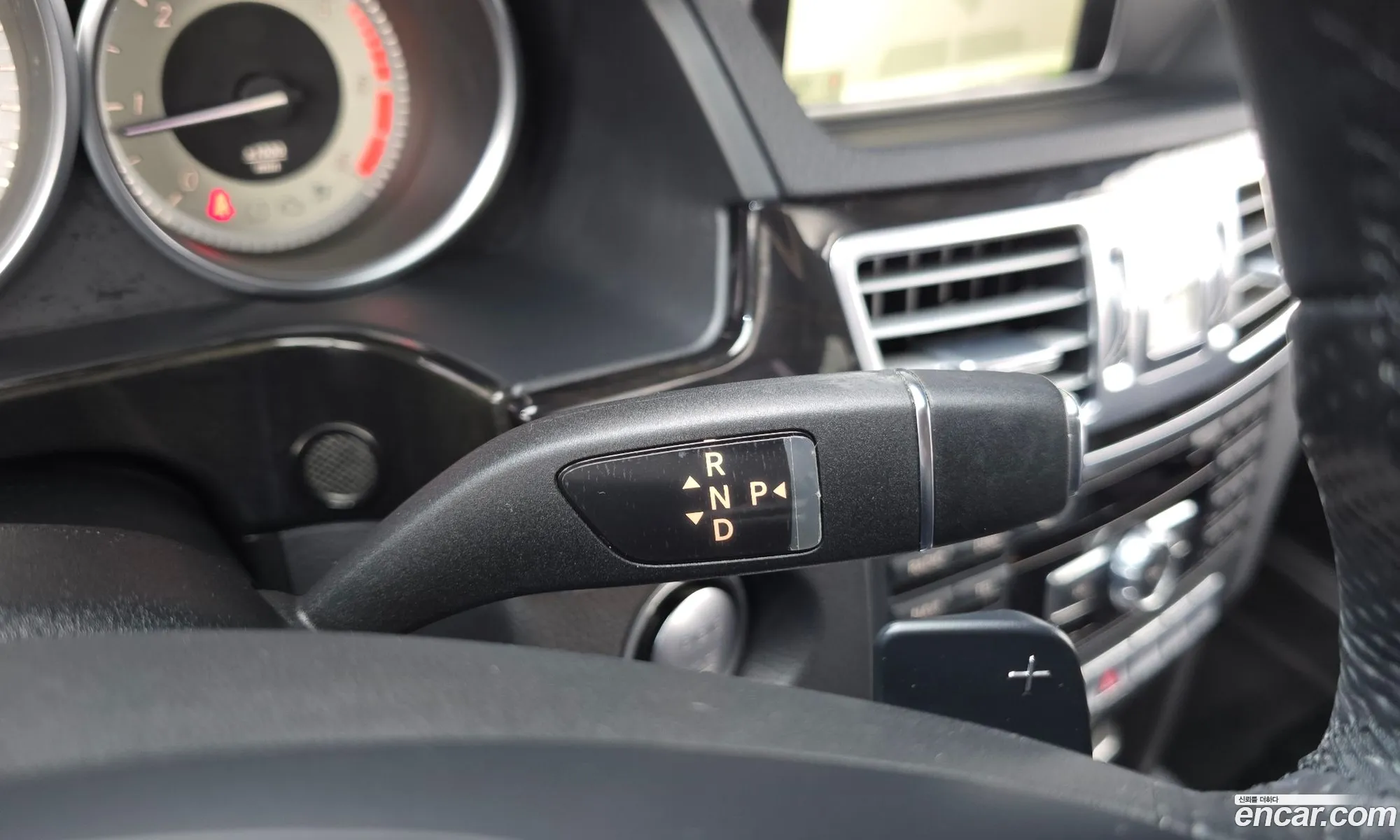 Mercedes-Benz E-Class W212 2013 WDDHF8CB4EA900789 — 8