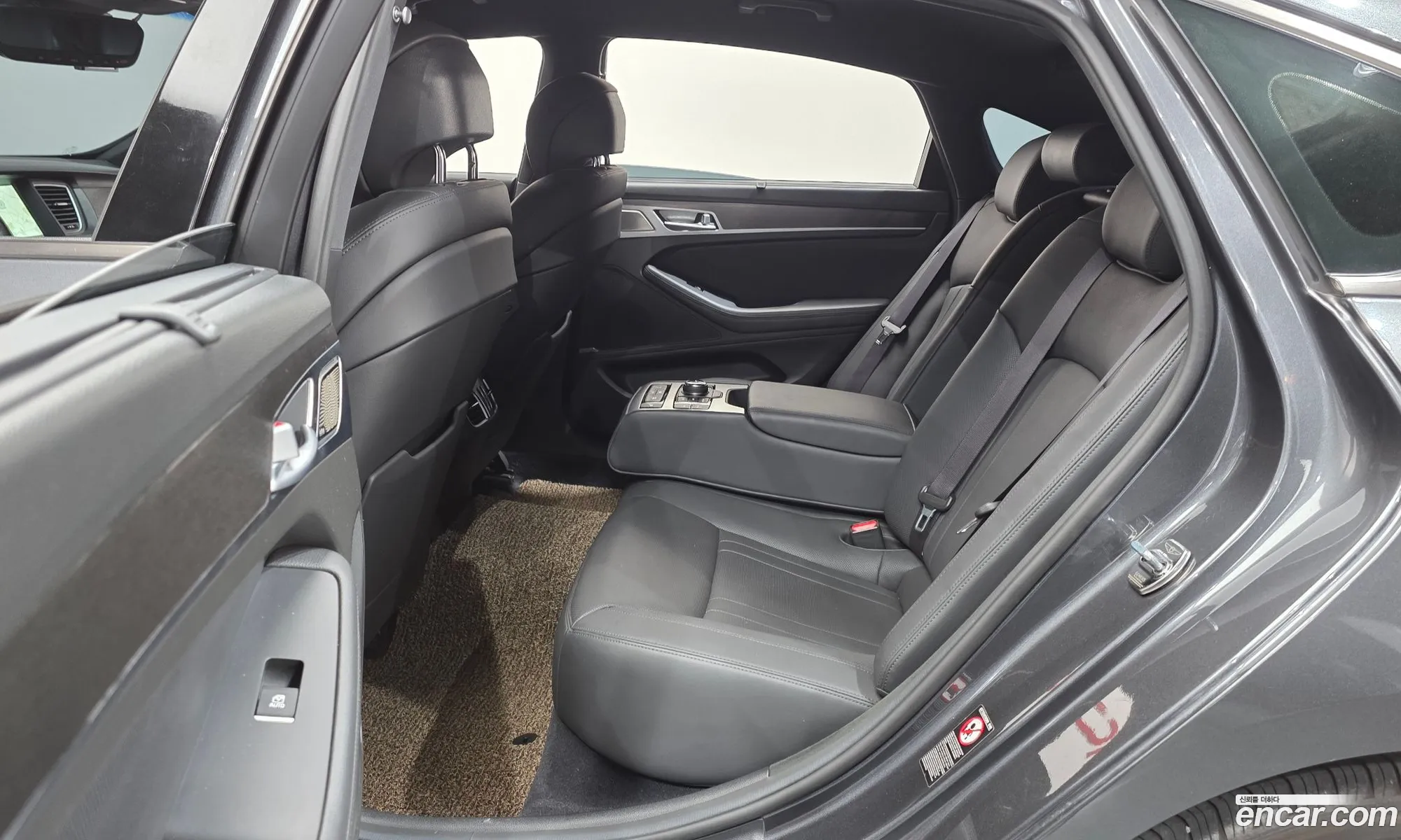 Genesis G80 2018 — 8