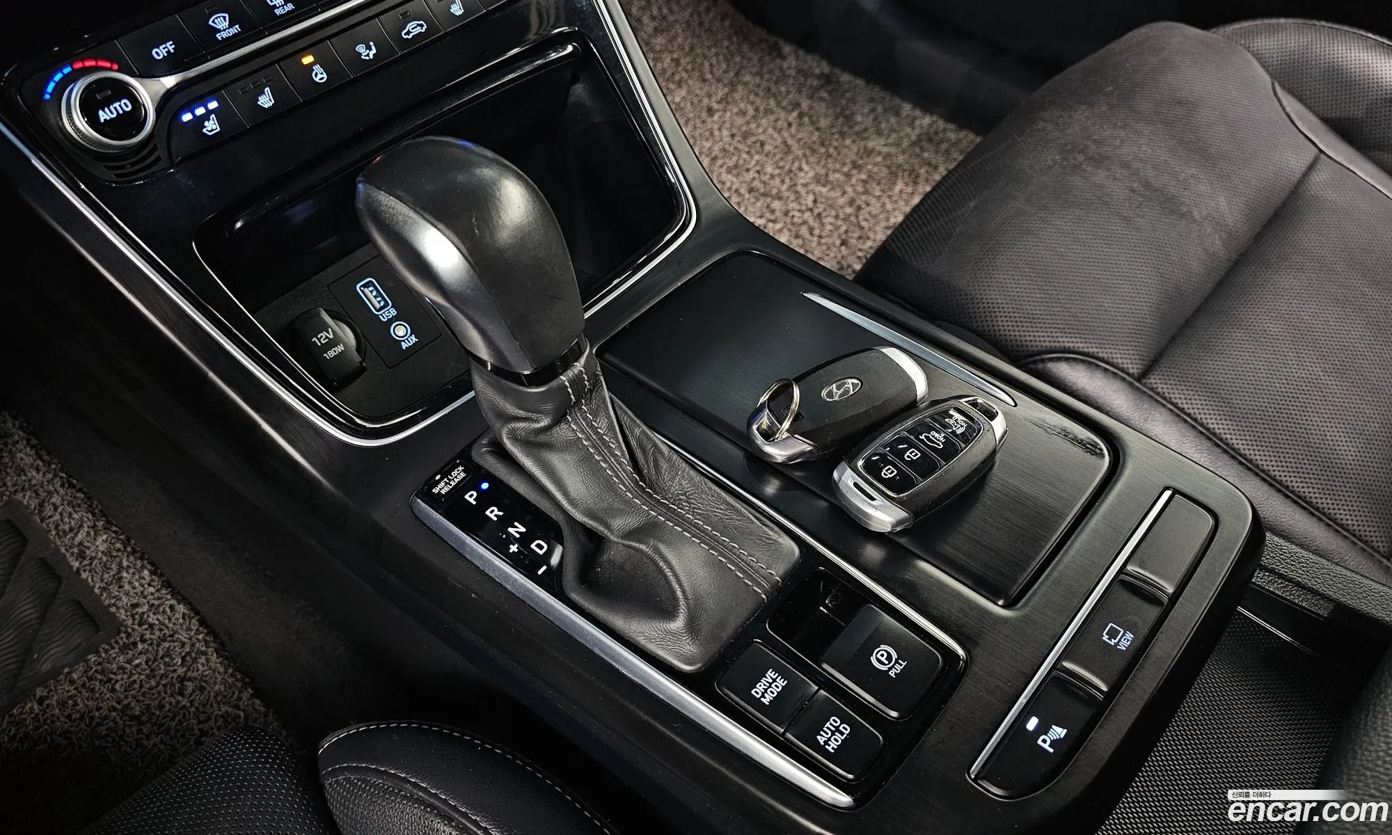 Hyundai Grandeur IG 2018 — 12