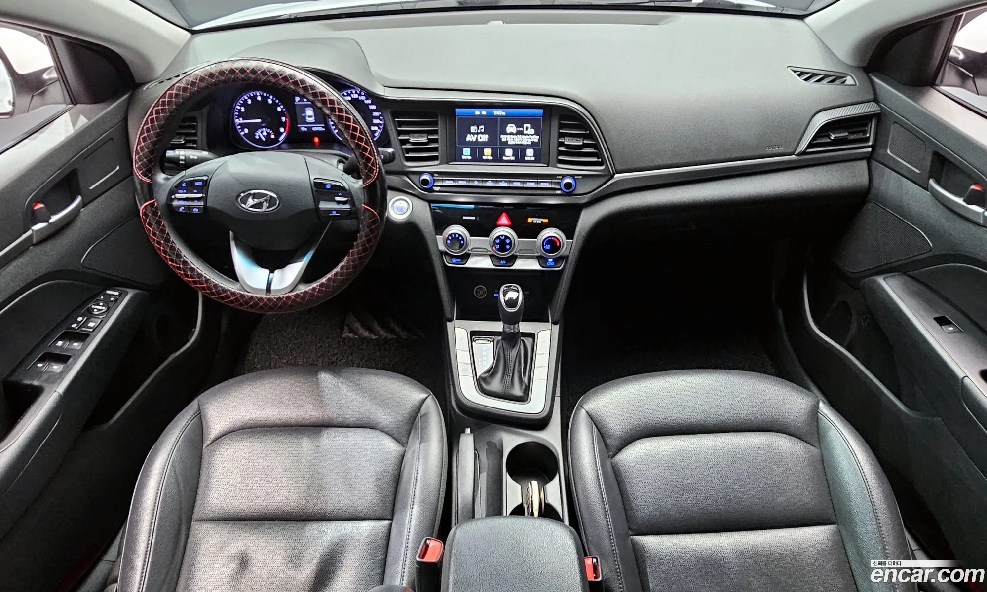 Hyundai Elantra AD 2018 — 7