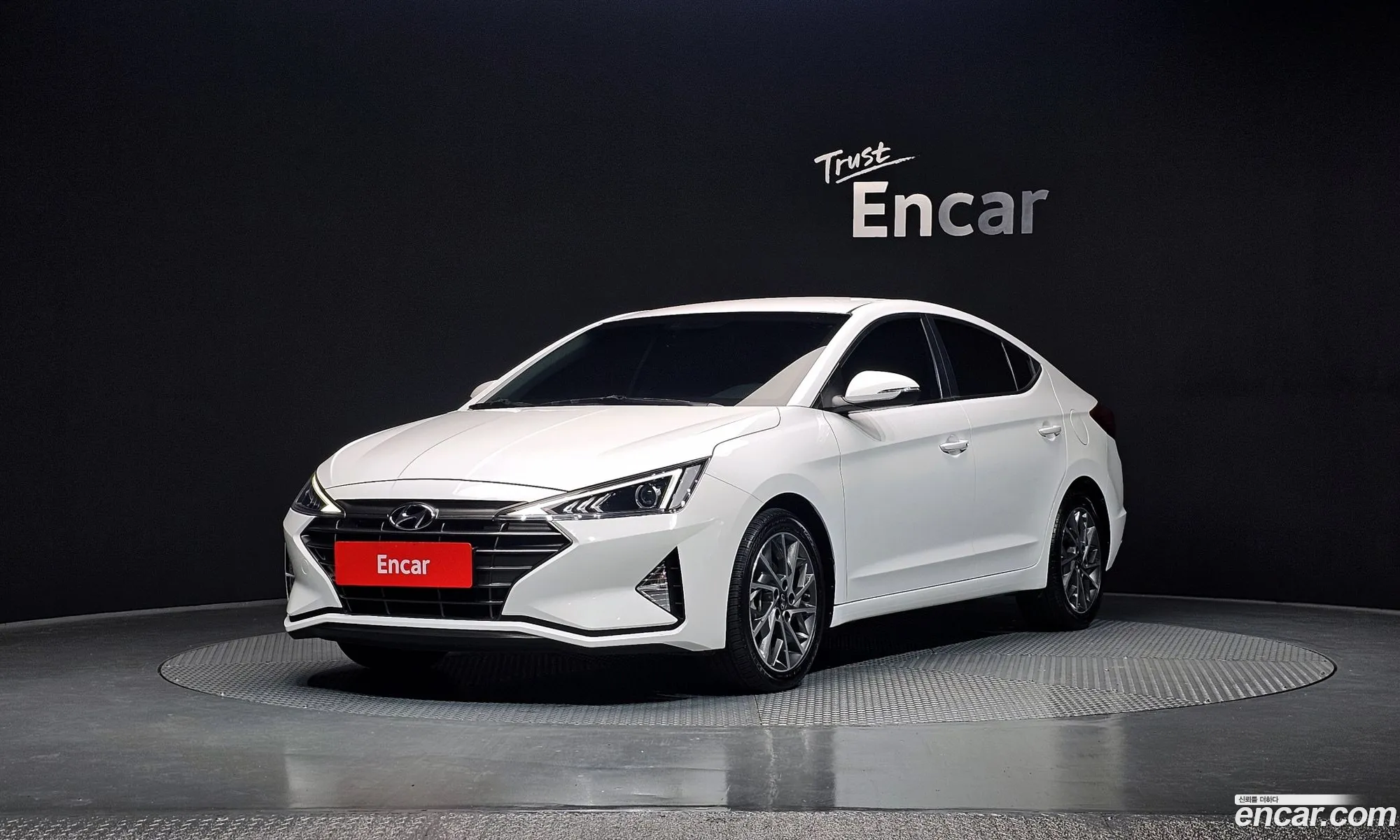 Hyundai Elantra AD 2018 — 5