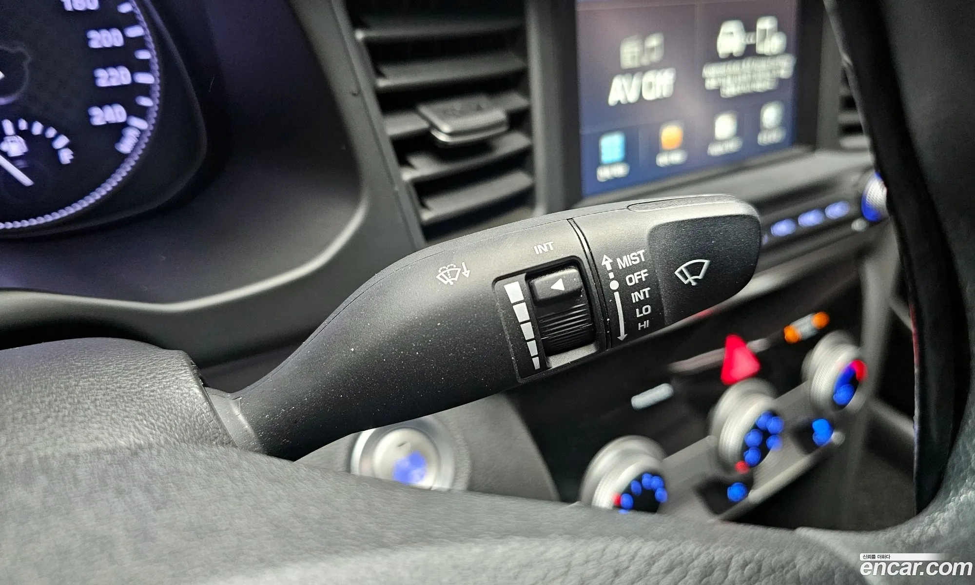 Hyundai Elantra AD 2018 — 2
