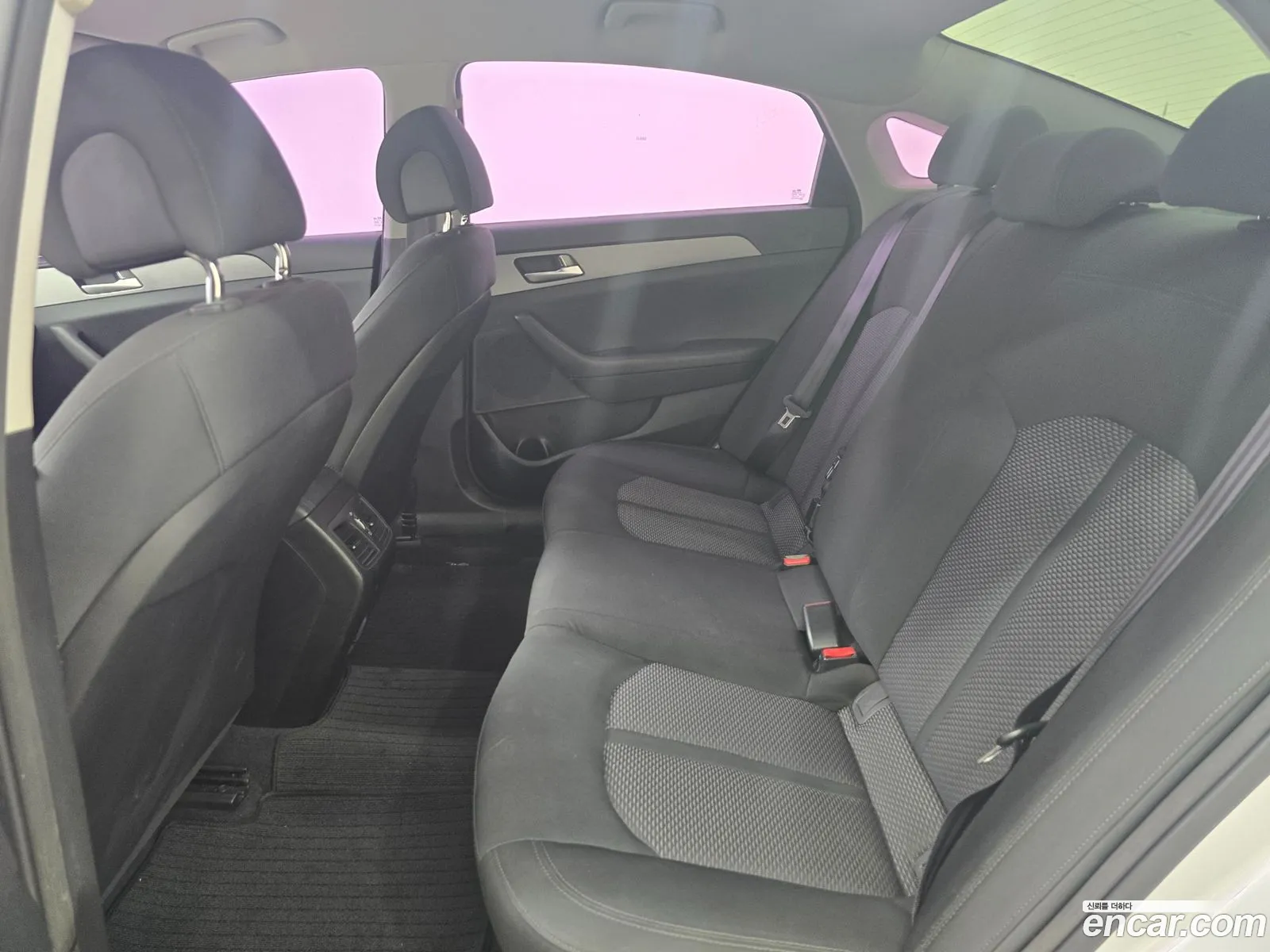 Hyundai LF Sonata 2014 — 11