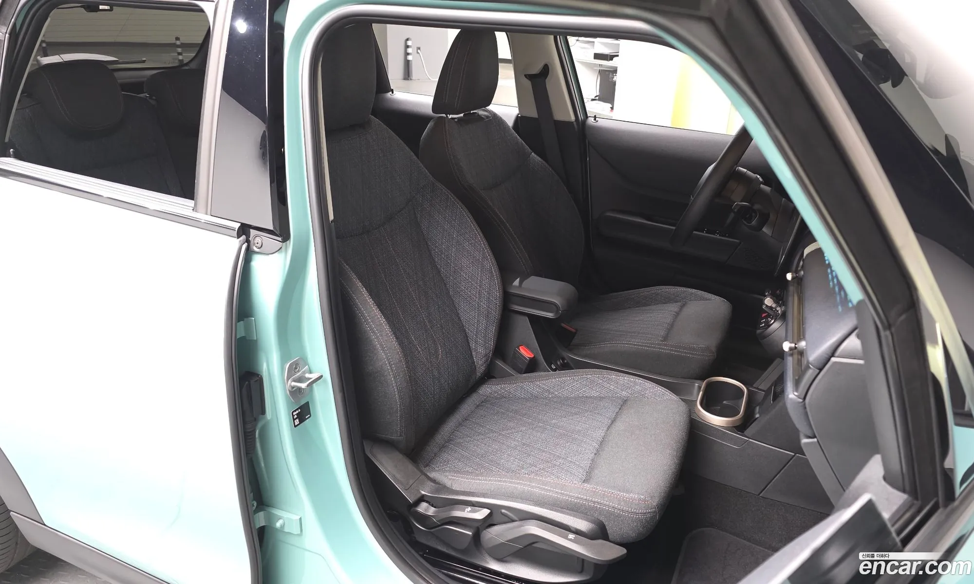 Mini Cooper C 2025 WMW61GD04S2X30671 — 4