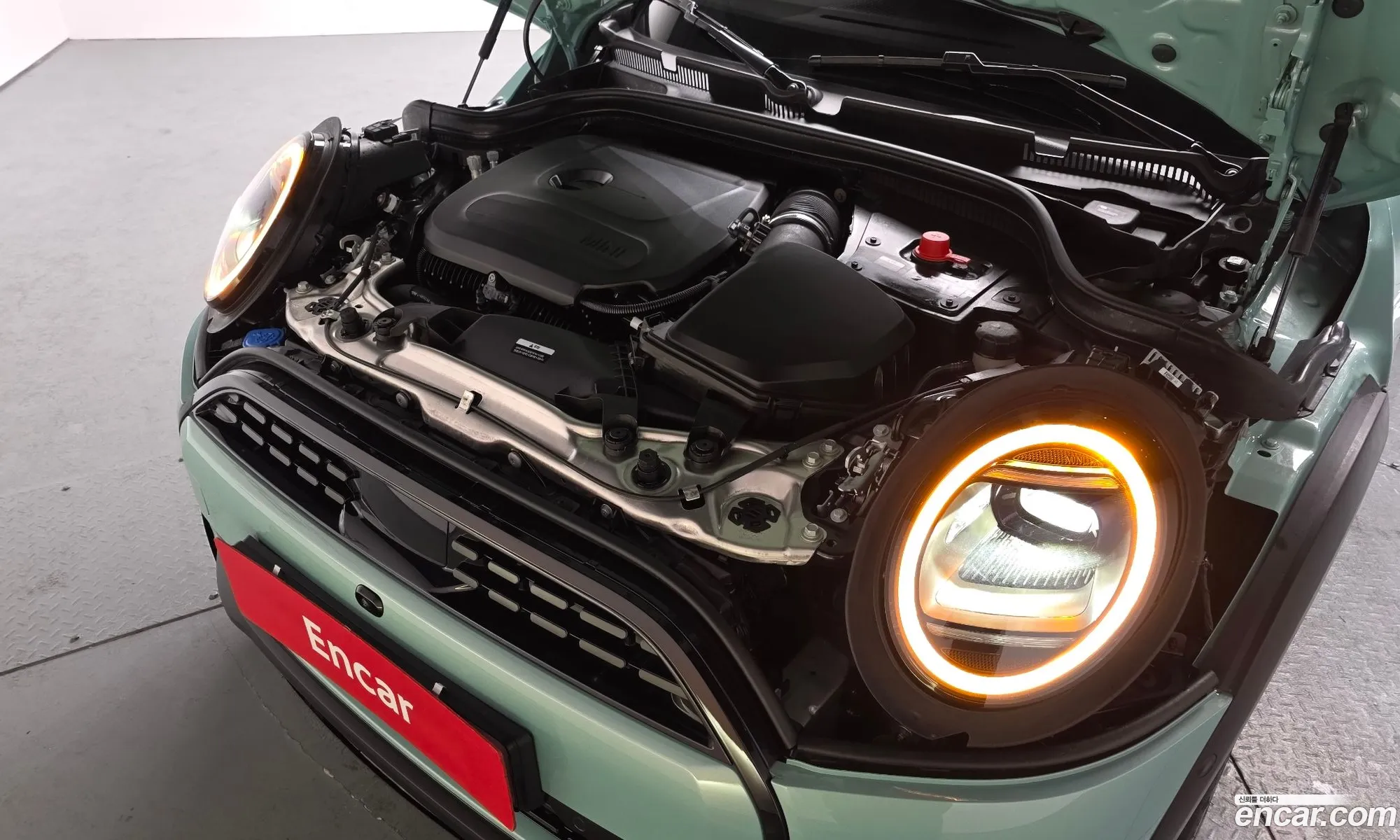 Mini Cooper C 2025 WMW61GD04S2X30671 — 18
