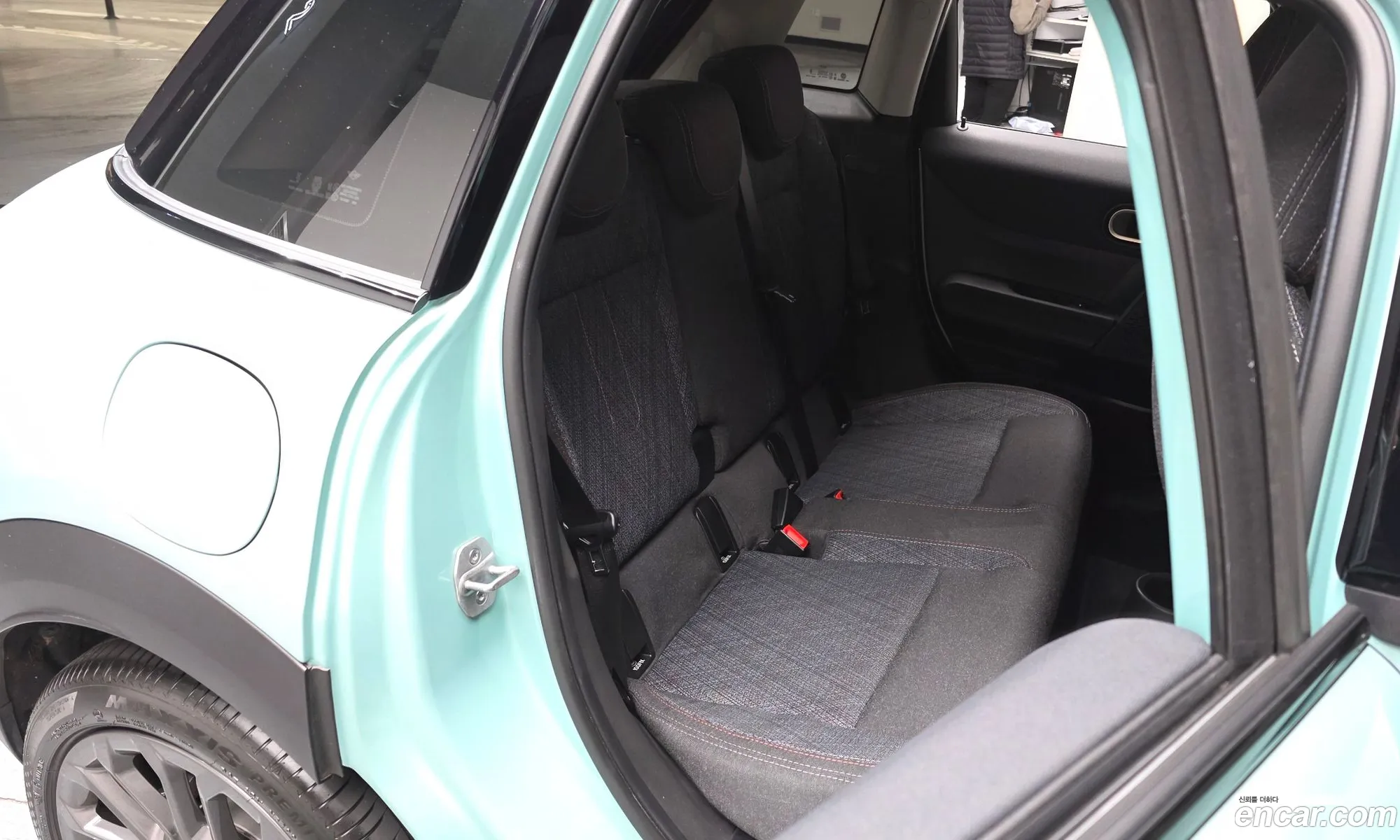 Mini Cooper C 2025 WMW61GD04S2X30671 — 13