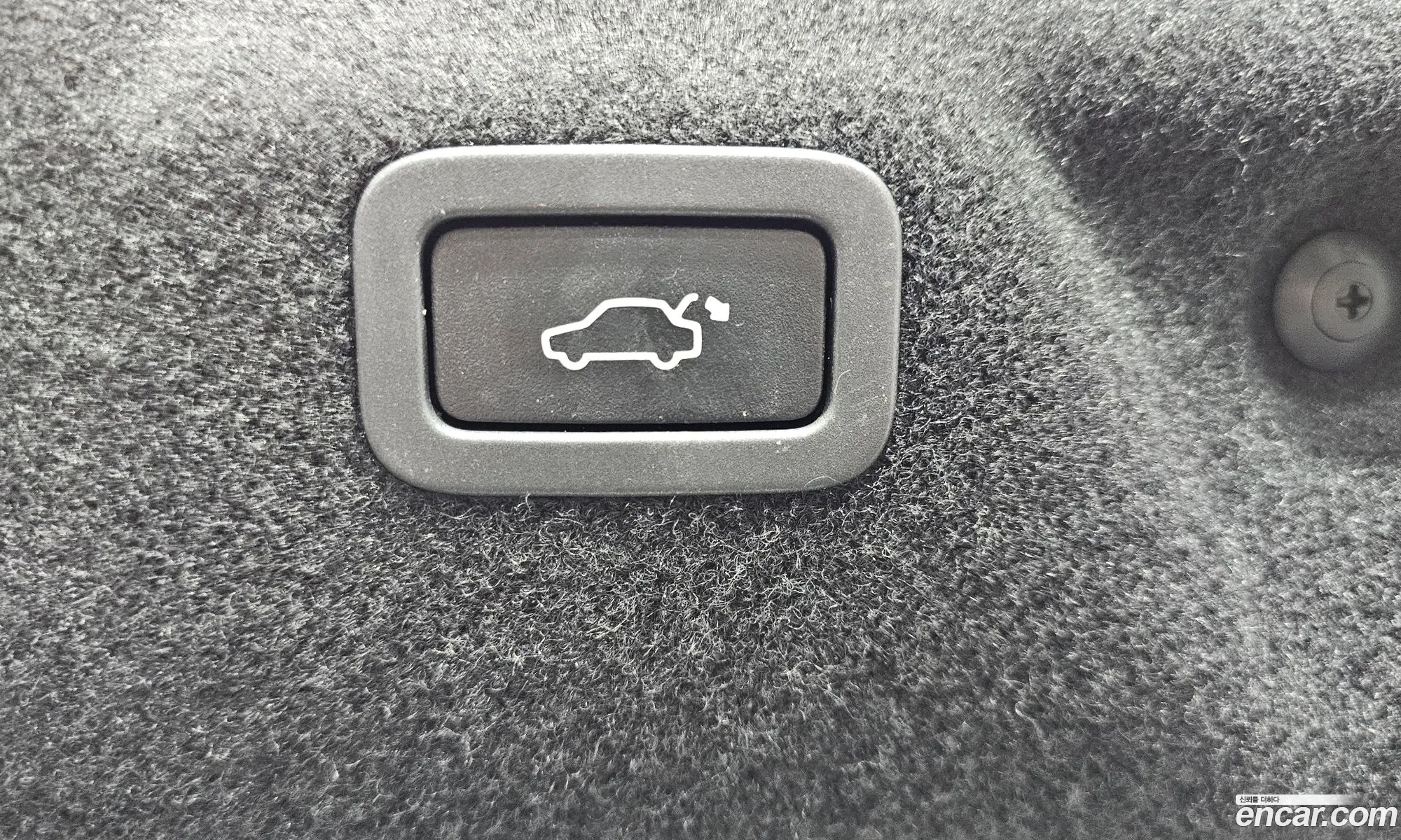 Jaguar XE 2017 SAJAB4BN2HCP03335 — 14