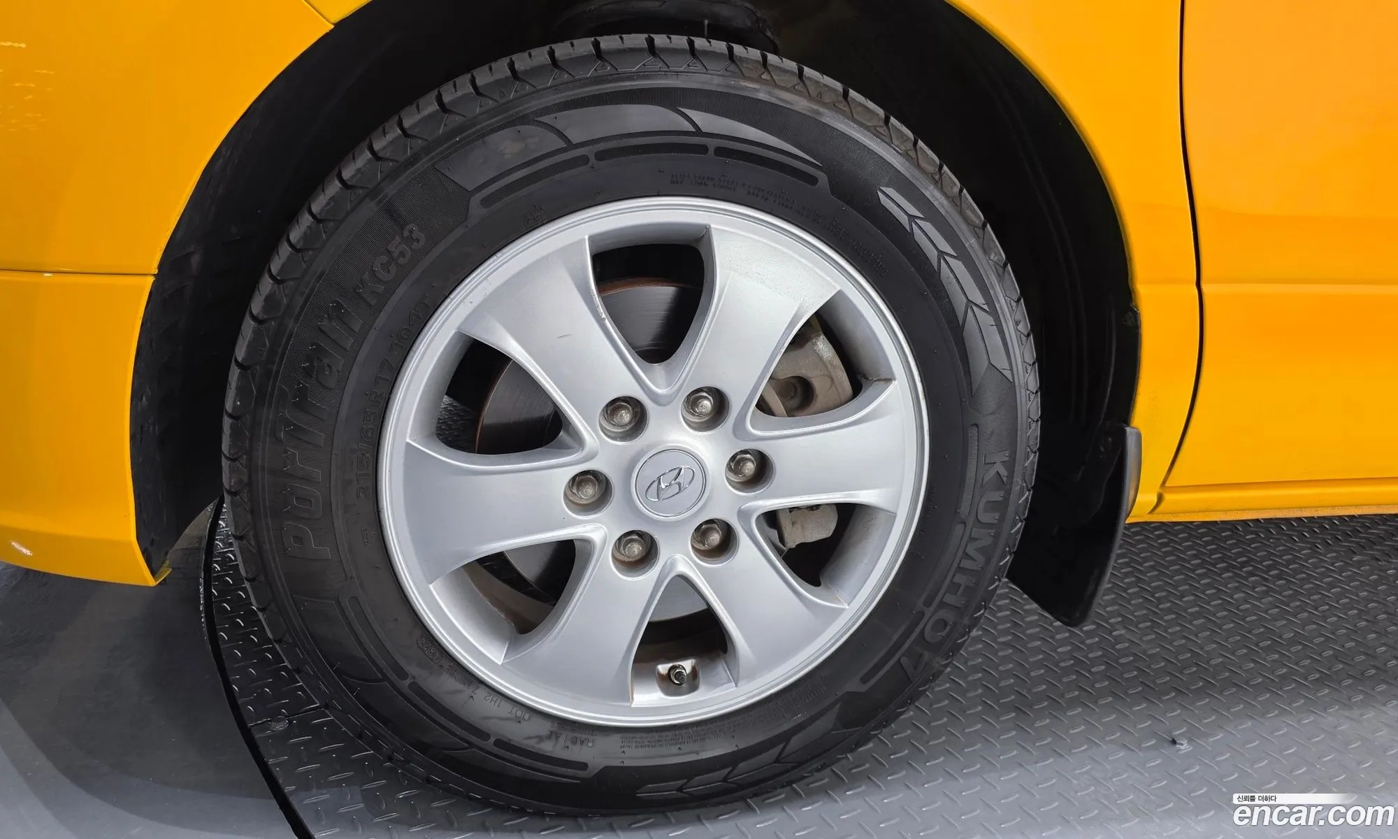Hyundai Grand Starex 2019 — 20