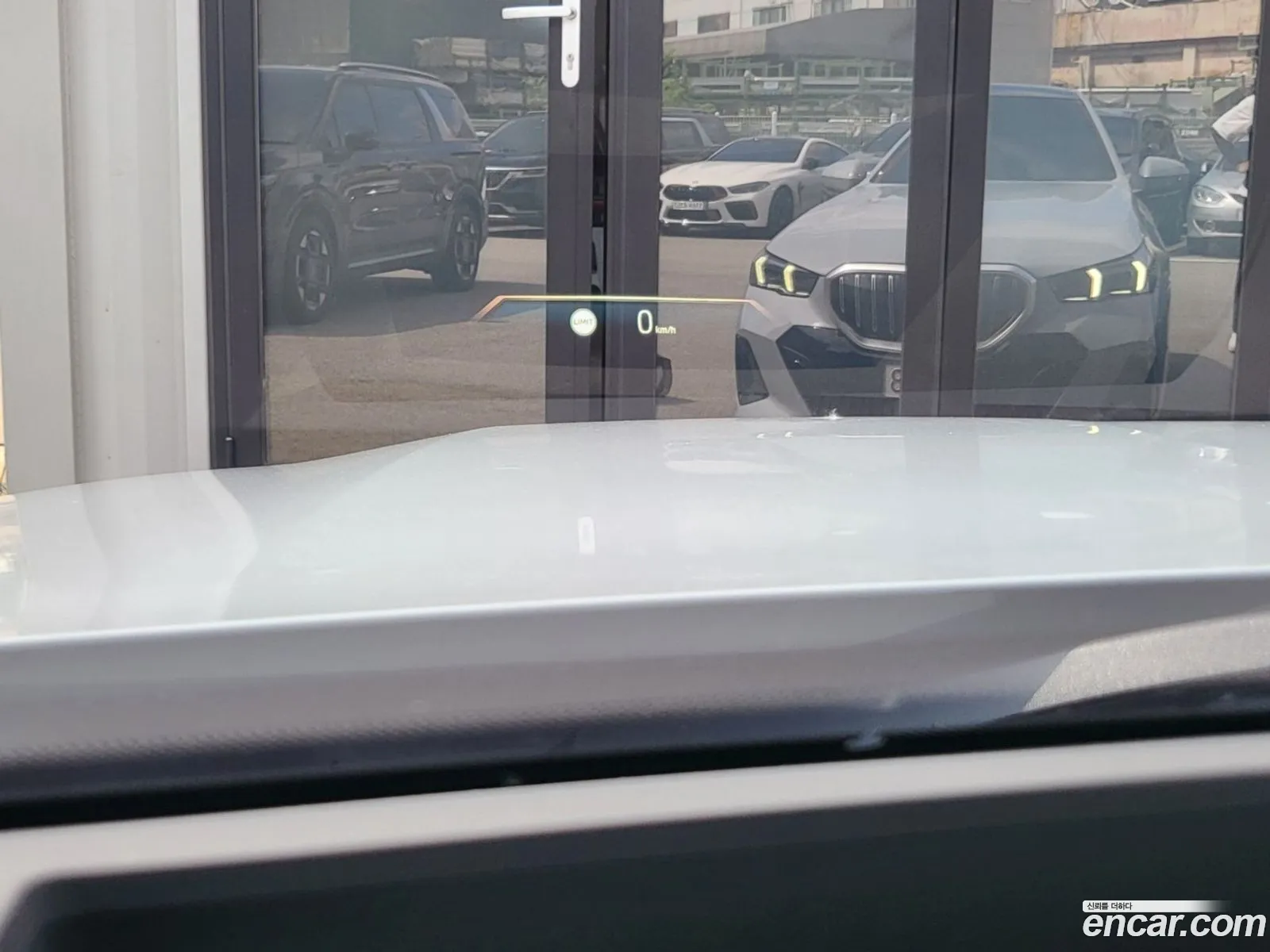 BMW 5 Series 2025 — 11