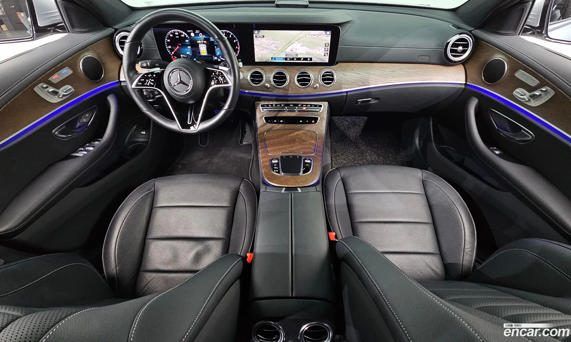 Mercedes-Benz E-Class W213 2021 — 18