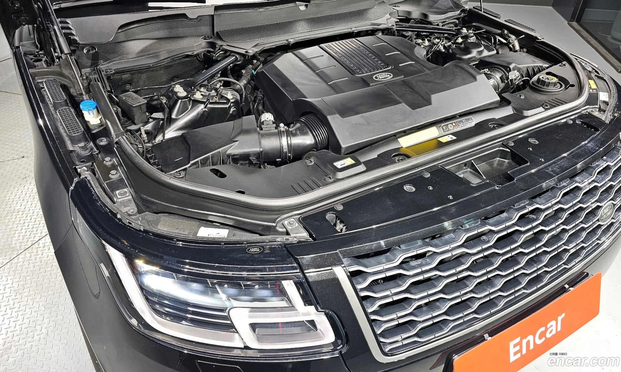 Land Rover Range Rover 2018 SALGA3BE8JA513653 — 8