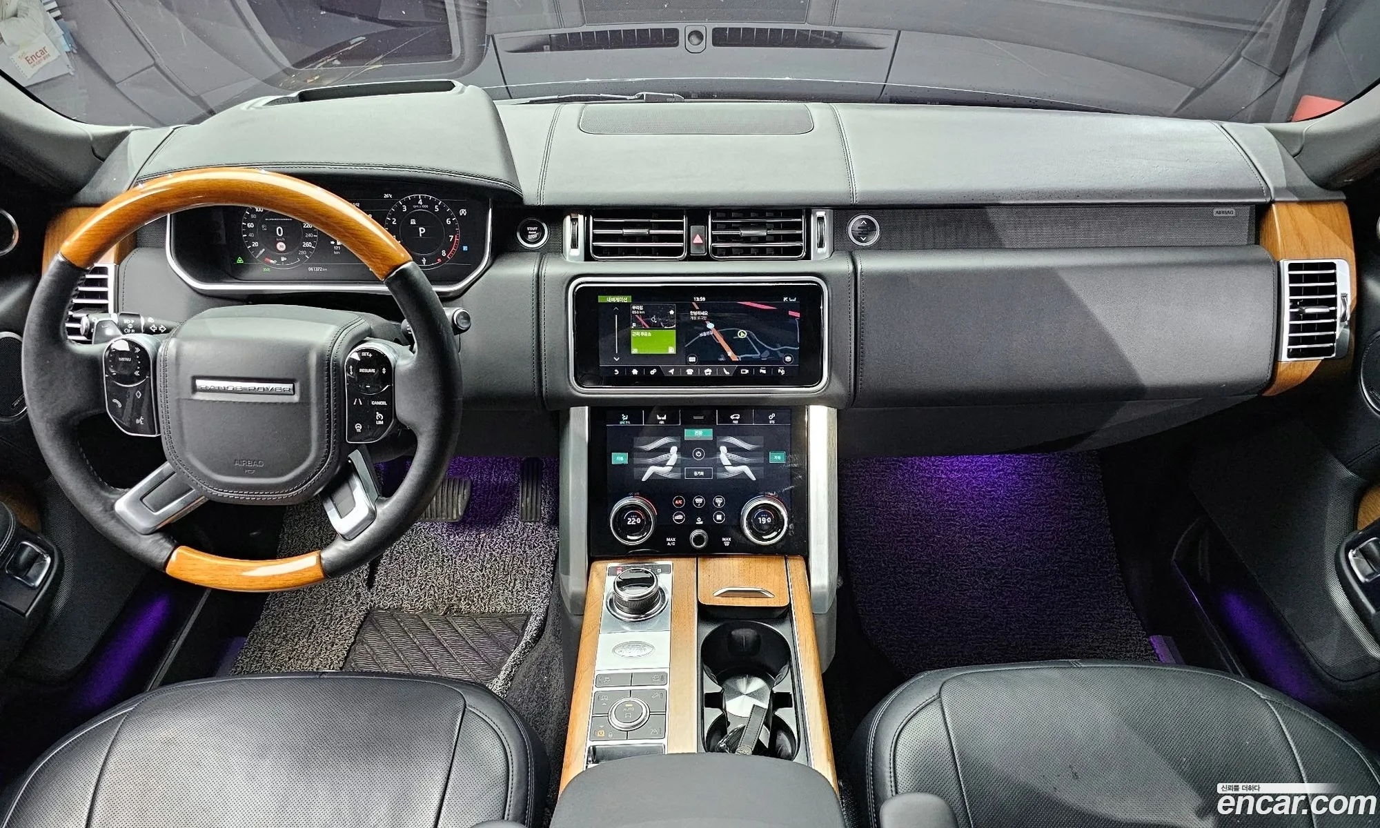 Land Rover Range Rover 2018 SALGA3BE8JA513653 — 19