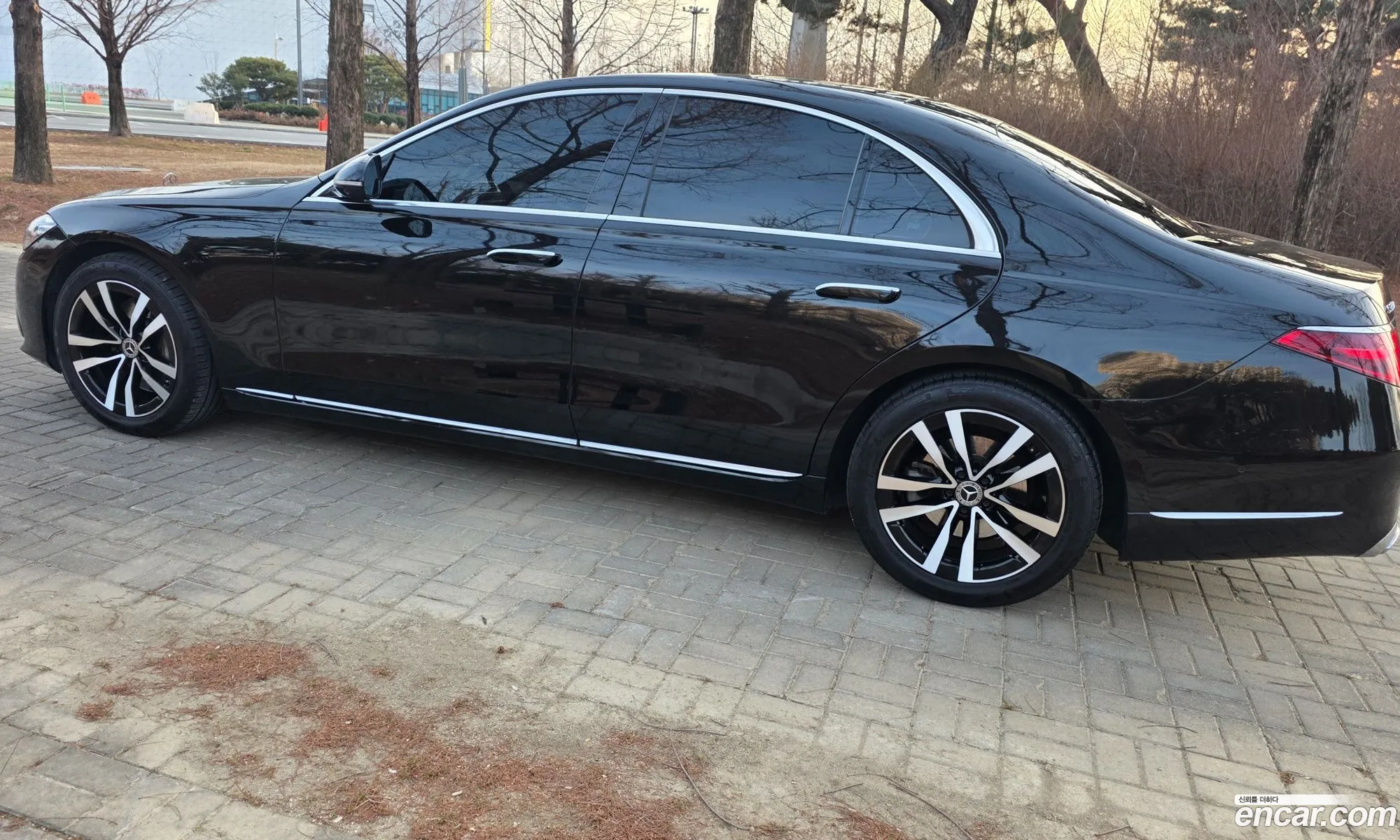 Mercedes-Benz S-Class W223 2021 — 12
