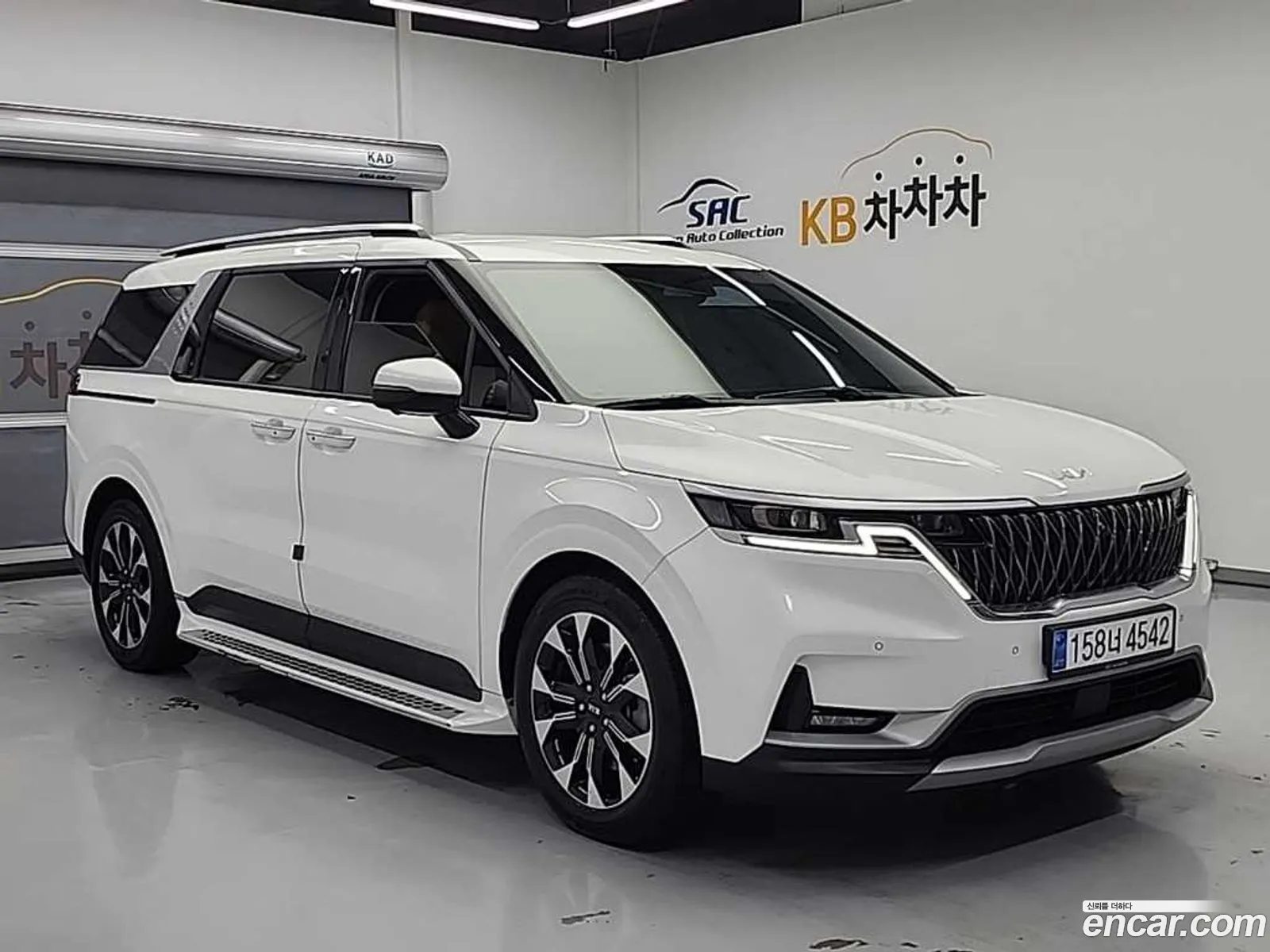 Kia Carnival 2020 — 10