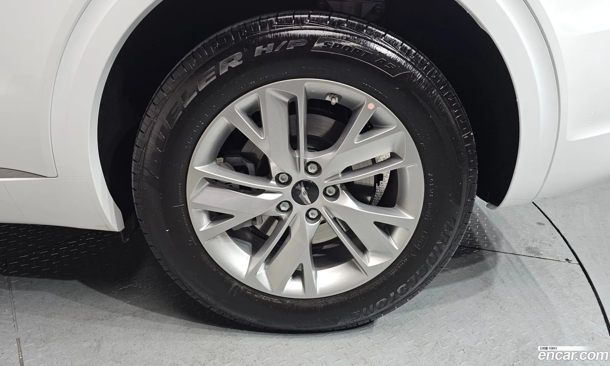 Genesis GV70 2024 — 12