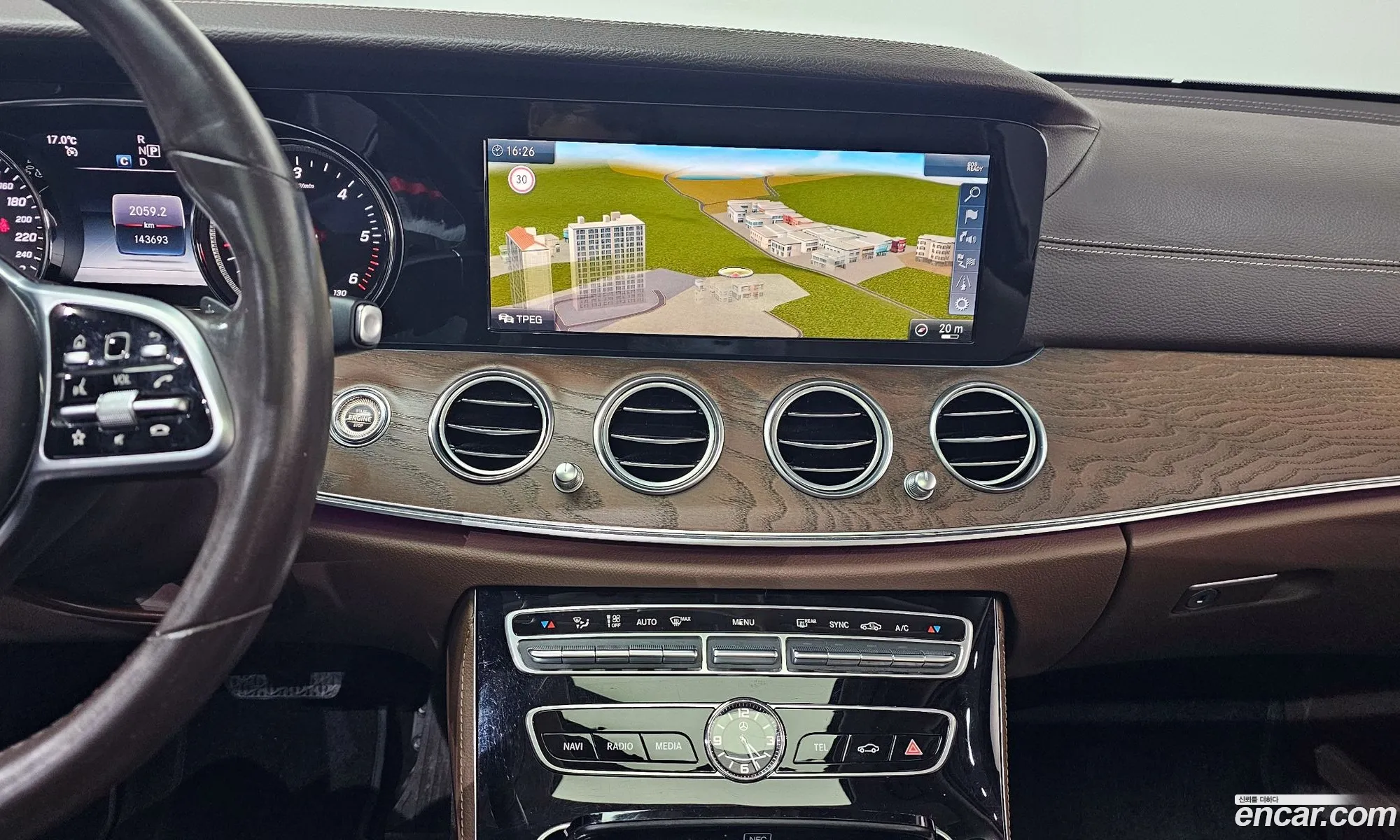 Mercedes-Benz E-Class W213 2019 WDDZF0EB8KA689692 — 18