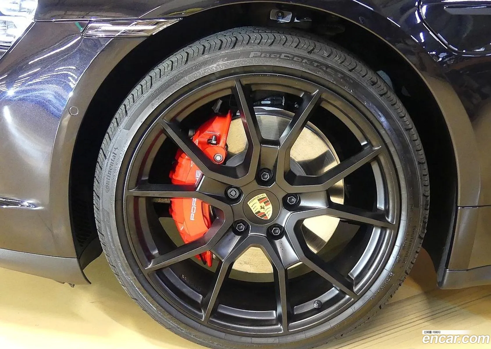 Porsche Taycan 2025 — 5