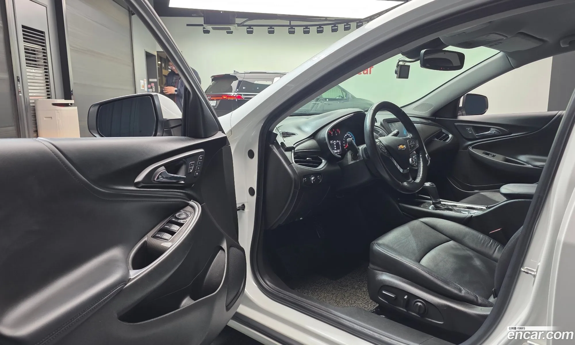 Chevrolet (GM Daewoo) Malibu 2016 — 17