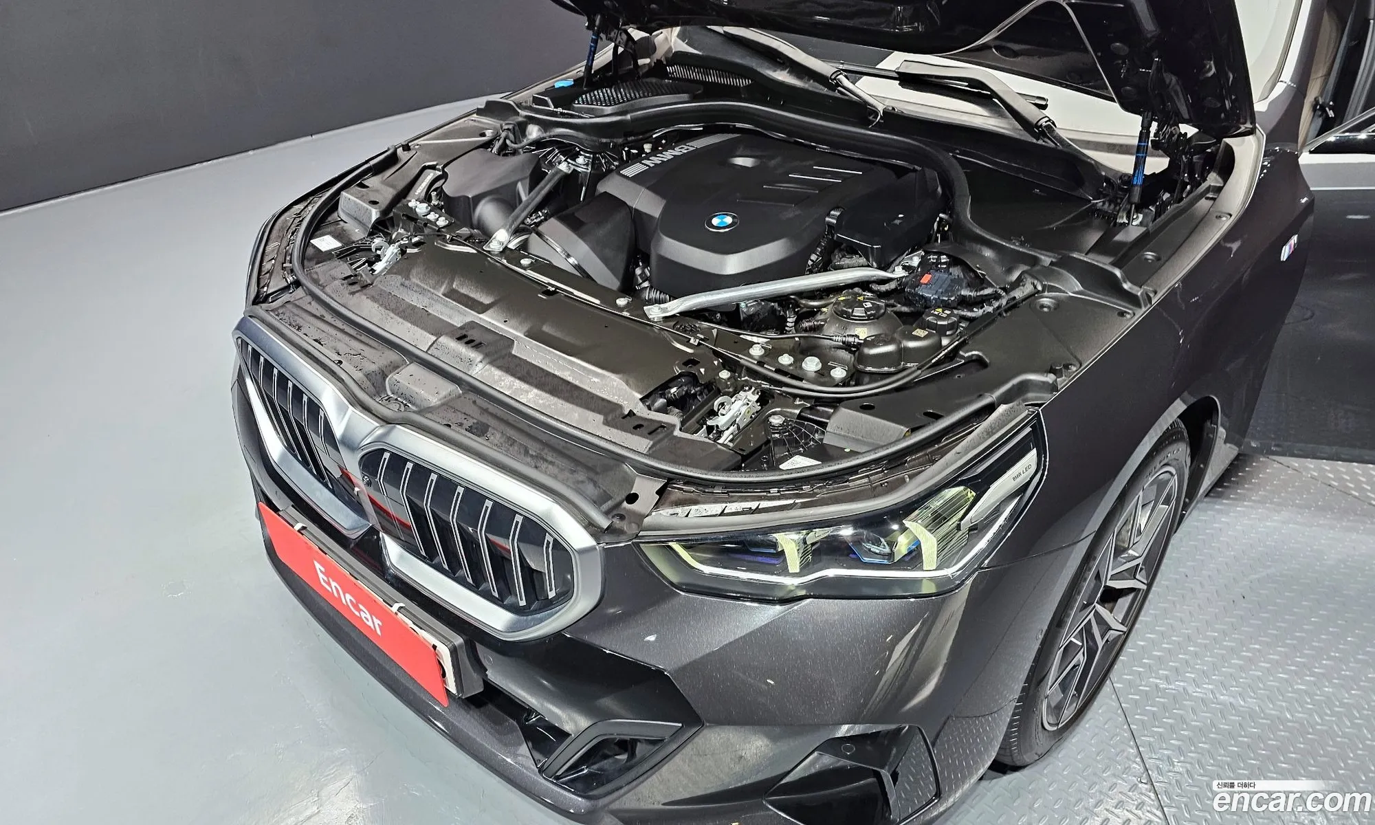 BMW 5 Series 2024 — 3
