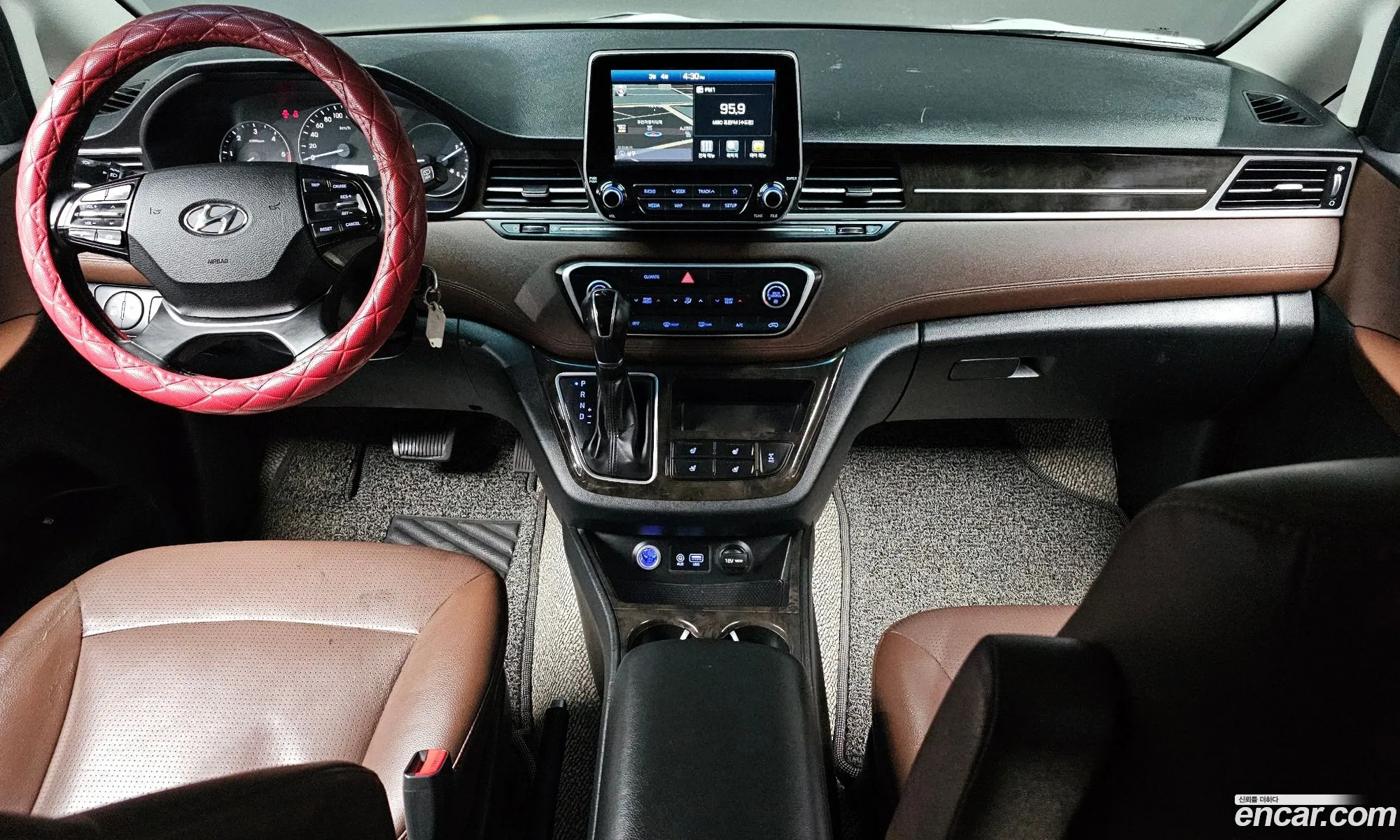 Hyundai Grand Starex 2018 — 3