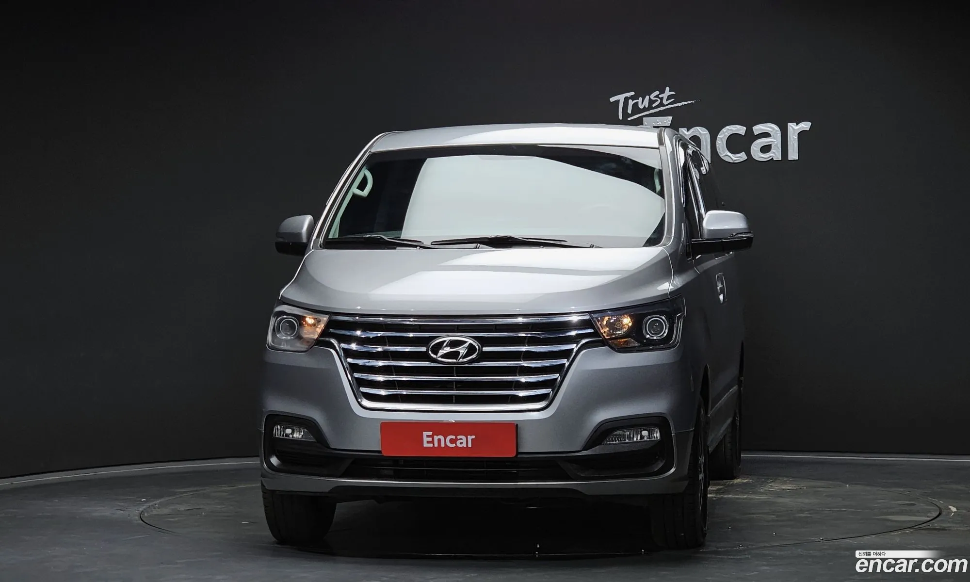 Hyundai Grand Starex 2018 — 2