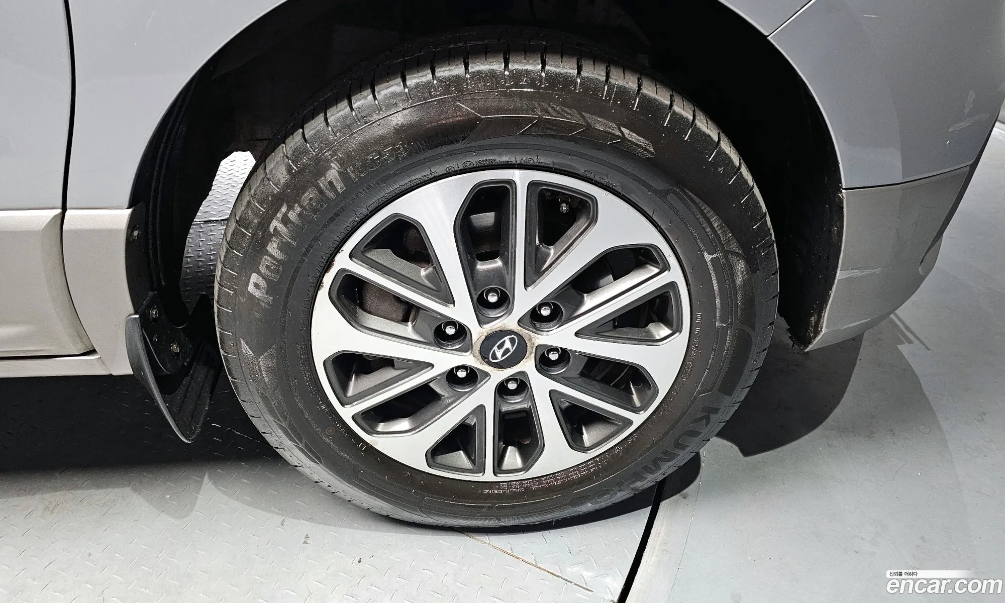 Hyundai Grand Starex 2018 — 8