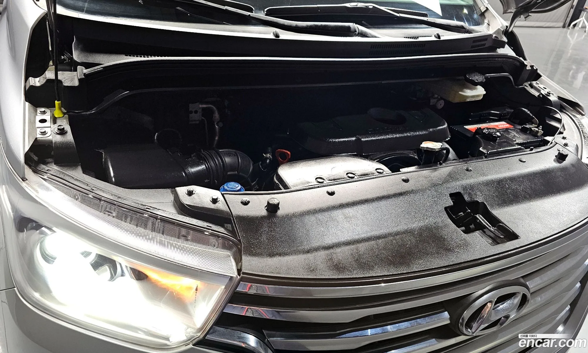 Hyundai Grand Starex 2018 — 15