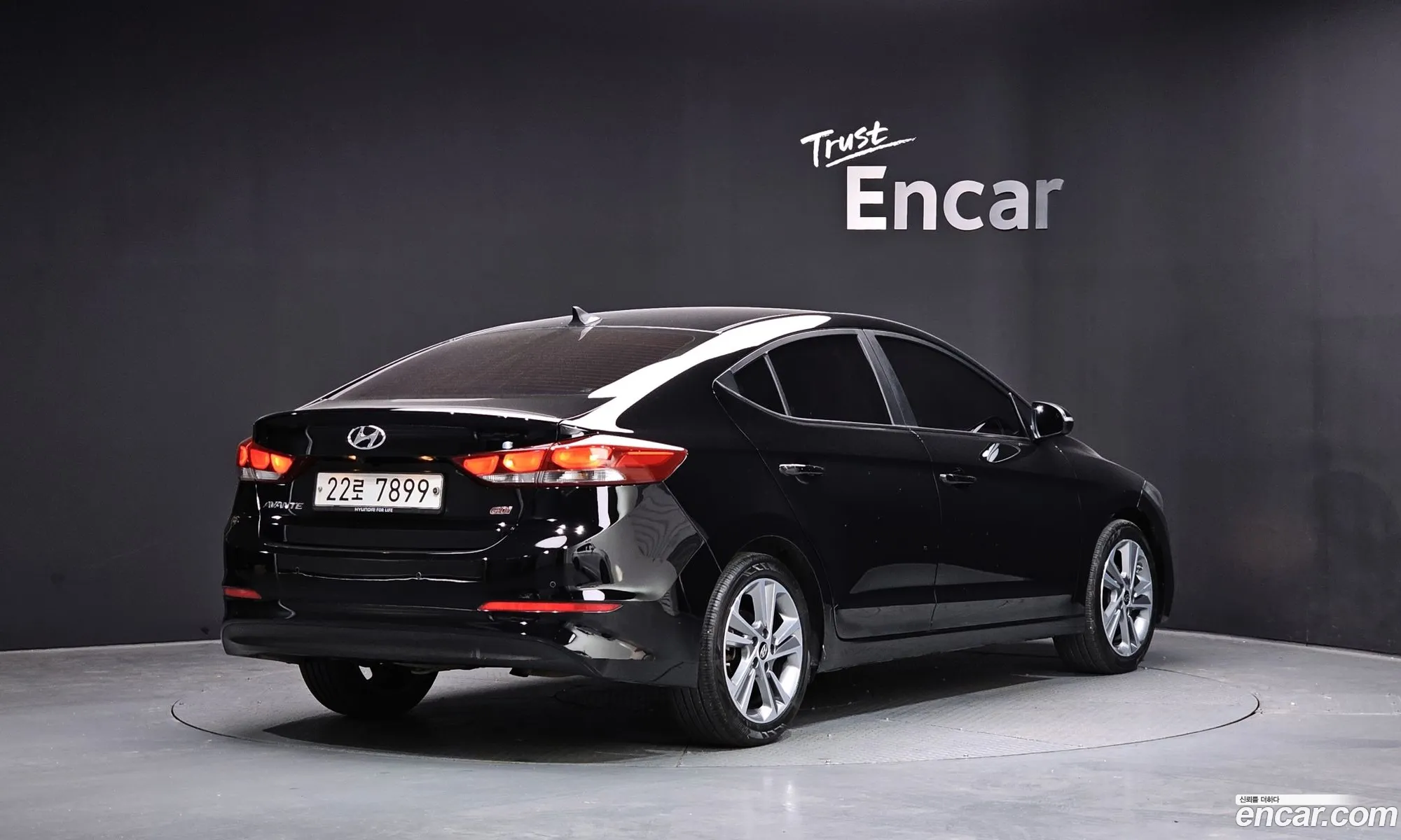 Hyundai Elantra AD 2016 — 6