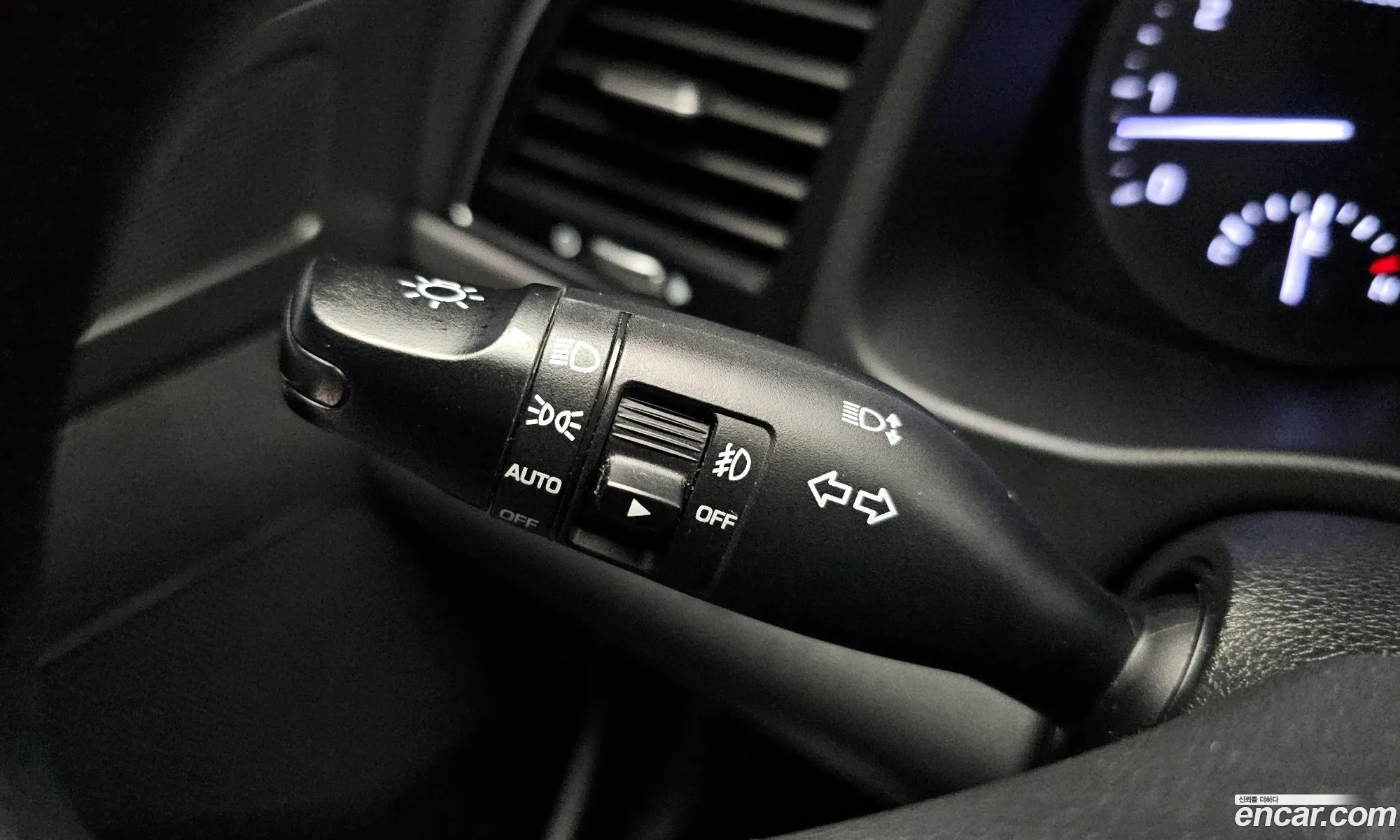 Hyundai Elantra AD 2016 — 7